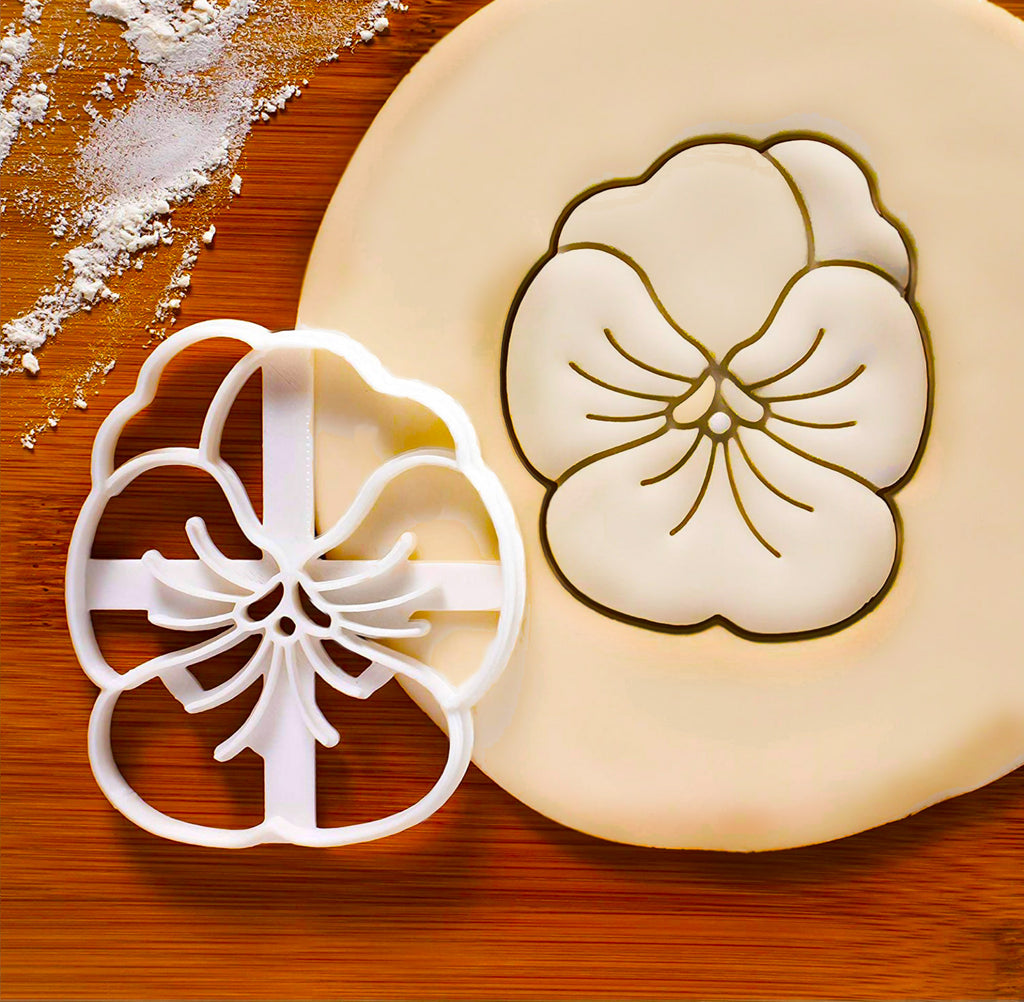 Pansy Flower Cookies