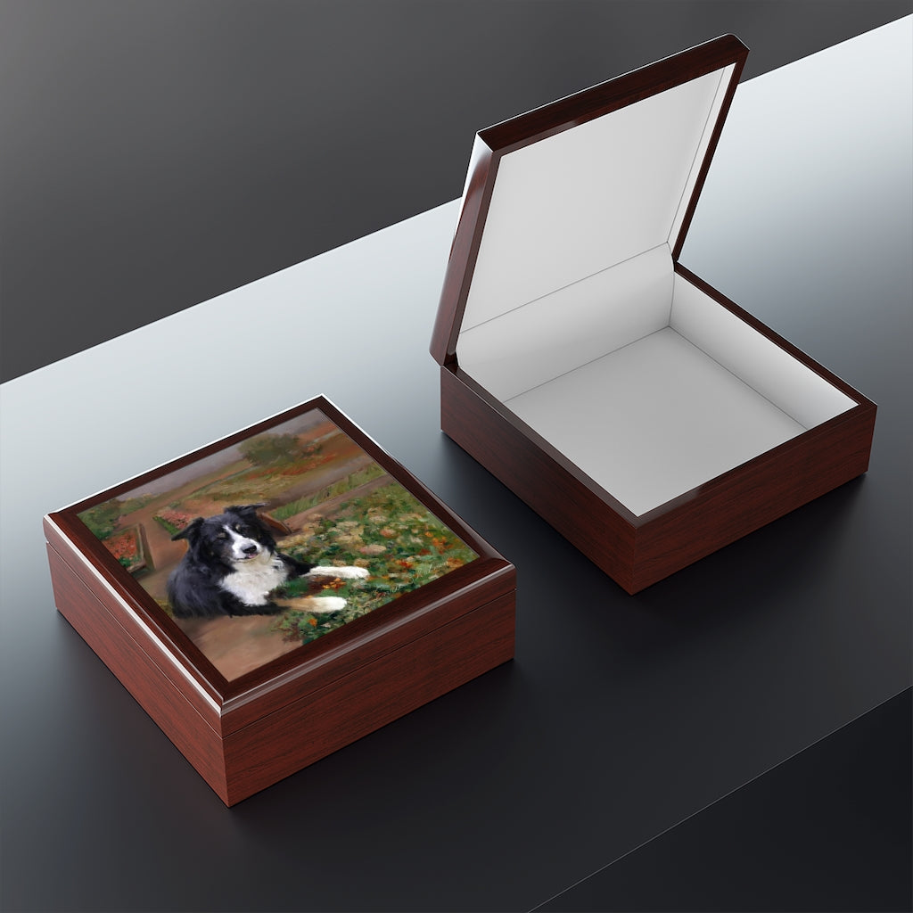 Jewelry/ Keepsake Box - Border Collie Dog - Lacquer Wood Box Mahogany Open