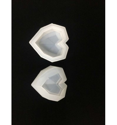 https://cdn.shopify.com/s/files/1/1366/1999/products/silicone-mould-heart-box-74x75mm_399x425.jpg?v=1607824372