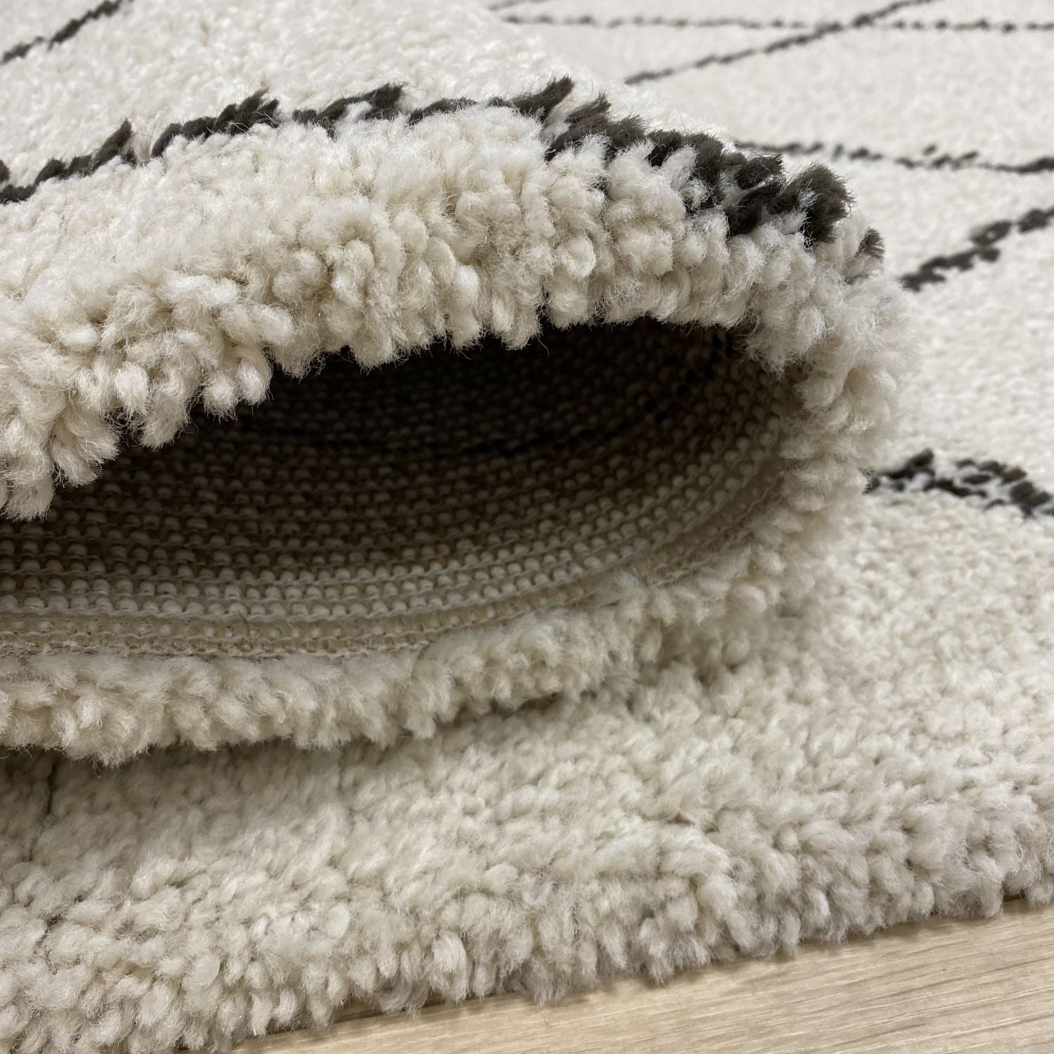 Hesje Betrouwbaar Haarvaten Beige Tapijt Dik Hoogpolig Vloerkleed Omid Berber | Omid Carpets
