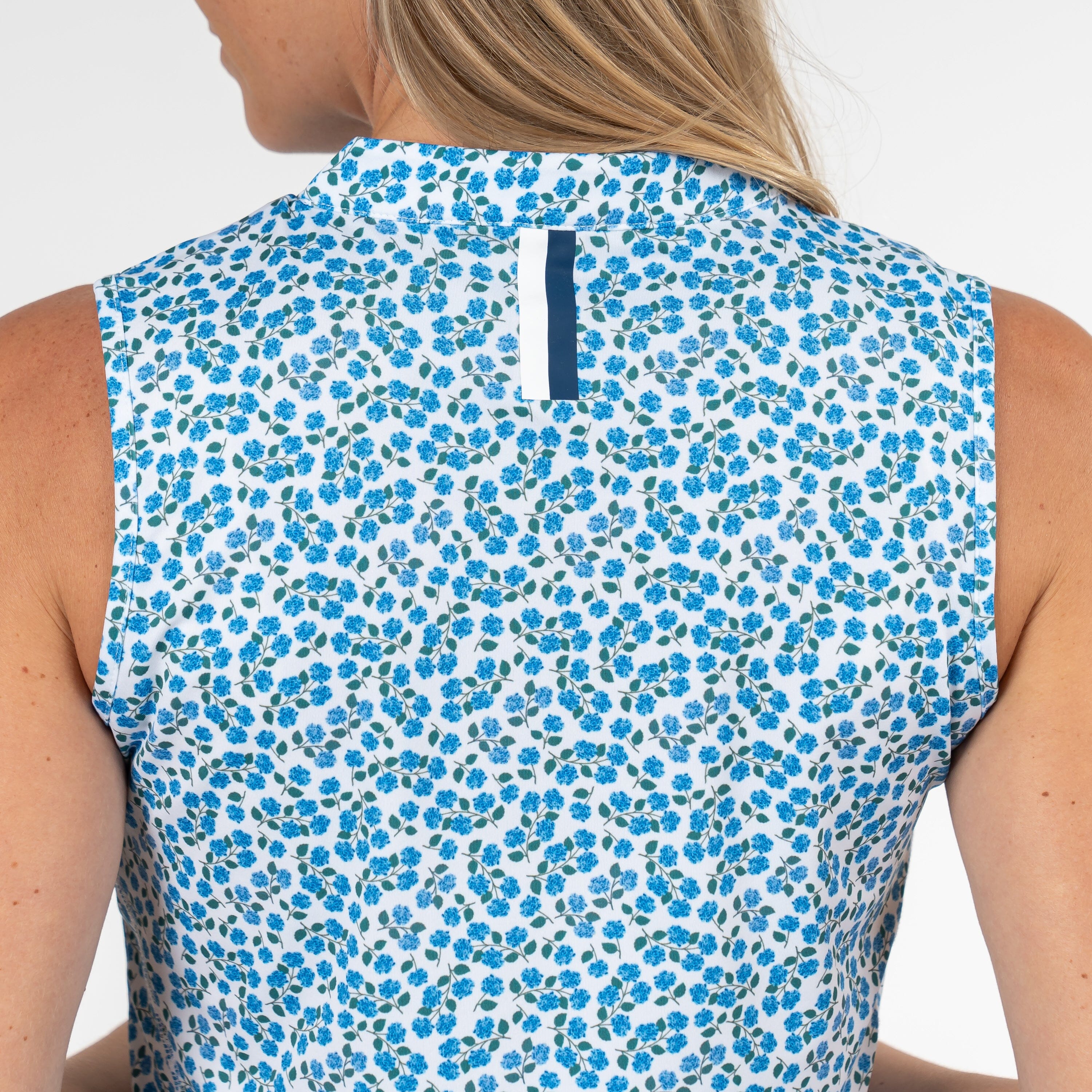 The Hydrangea Sleeveless Zip | The Hydrangea - White