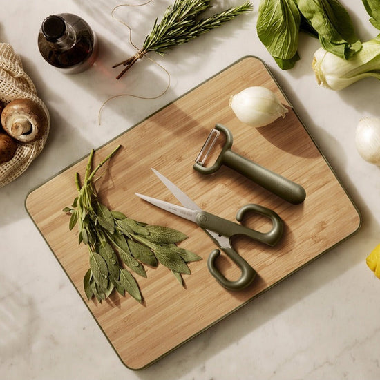 Green Tool Garlic Masher - Gessato Design Store