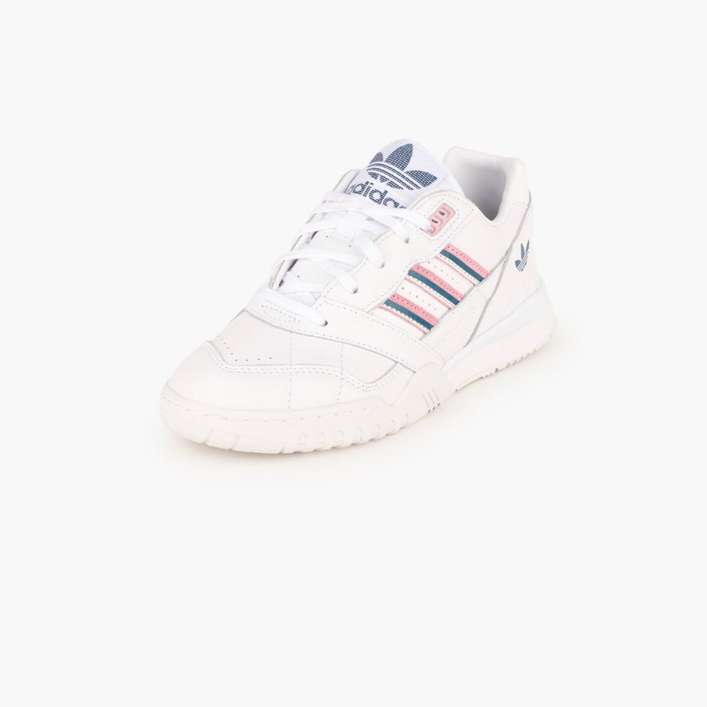 womens adidas classic trainers