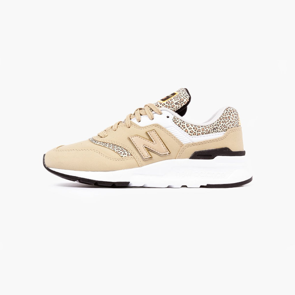 new balance 997 pig suede leather sneakers