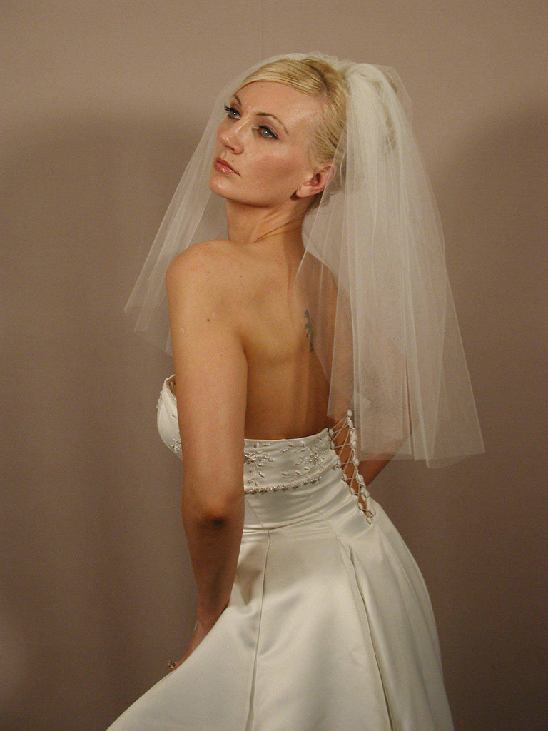 Vintage-inspired Short Wedding Veil with 1/4 Satin Edge –