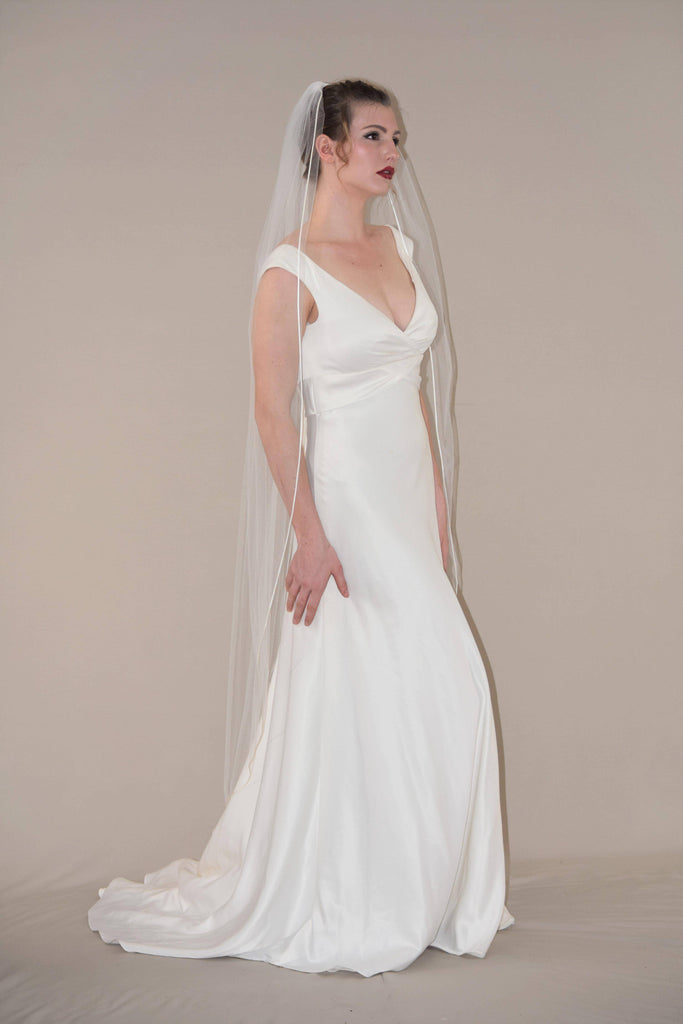 JasmineVeils Waltz Length Wedding Bridal Veil 54 Inches White, Ivory, Wedding Veil Long Bridal Veil Waltz Floor Length Veil Bridal Veil Cut Edge Veil