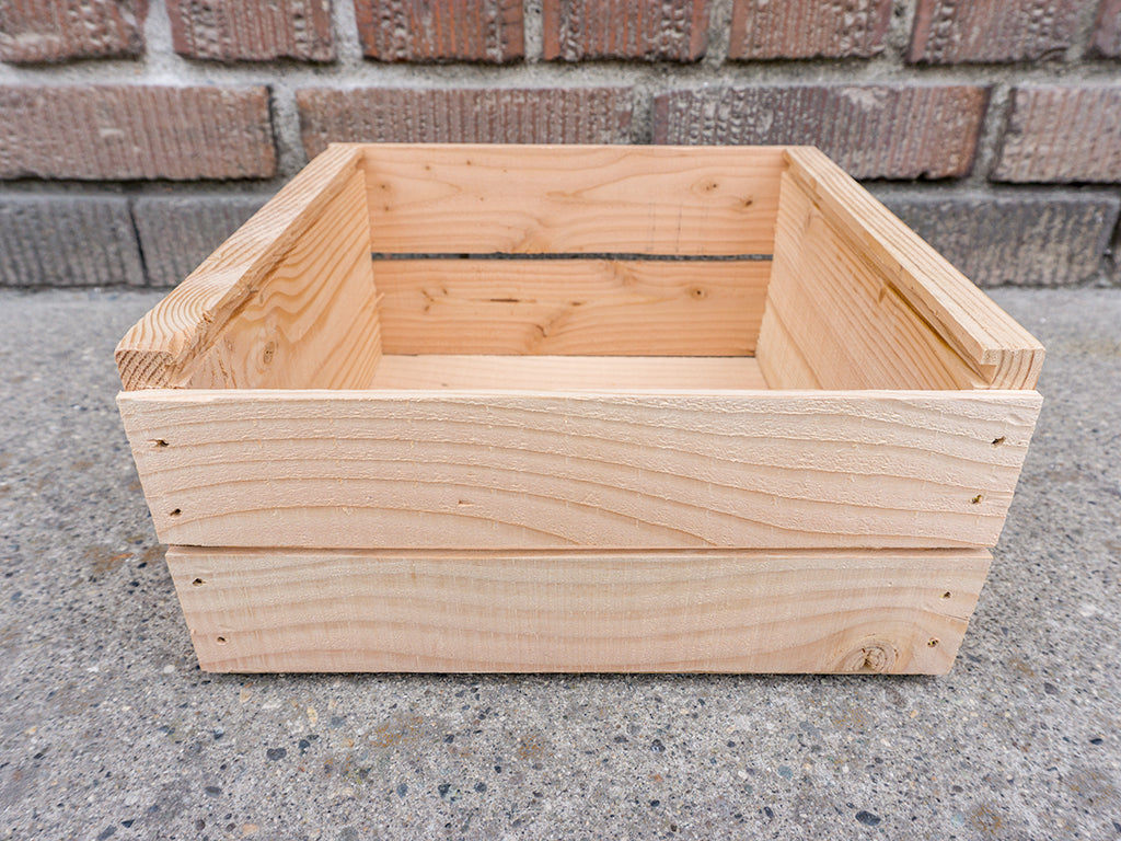 wooden pine box with lid