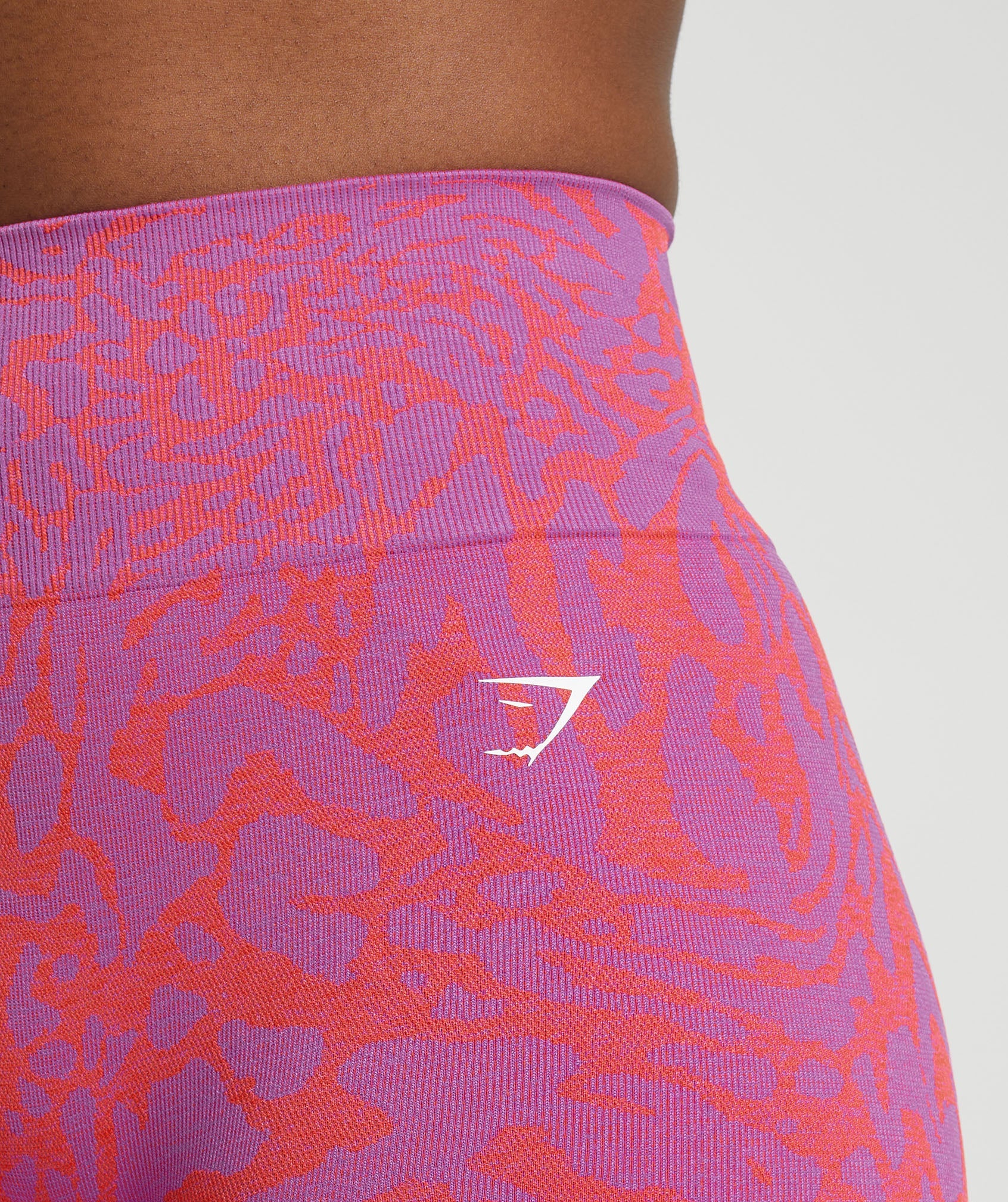Adapt Safari Tight Shorts in Shelly Pink/Fly Coral - view 6