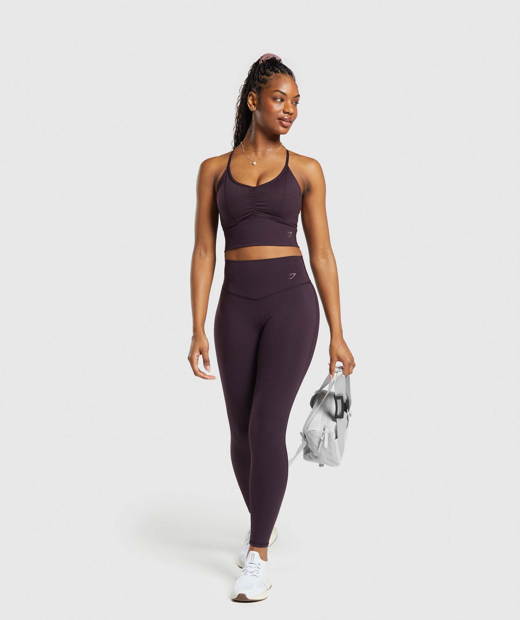 BNWT GYMSHARK Legacy Fitness Sports Bra in Slate Lavender XS, Women's  Fashion, Activewear on Carousell