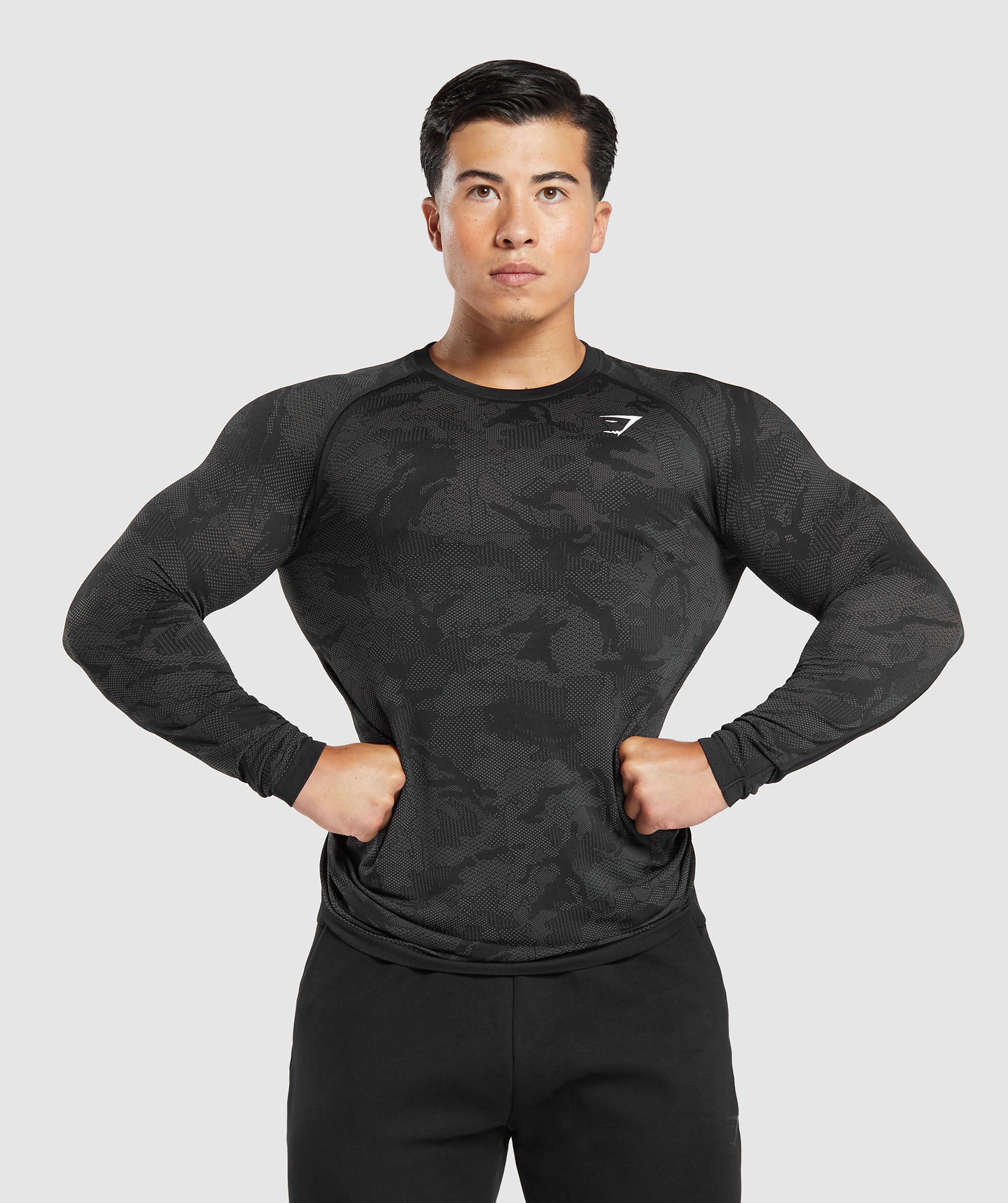 Geo Seamless Long Sleeve T-Shirt in {{variantColor} is out of stock
