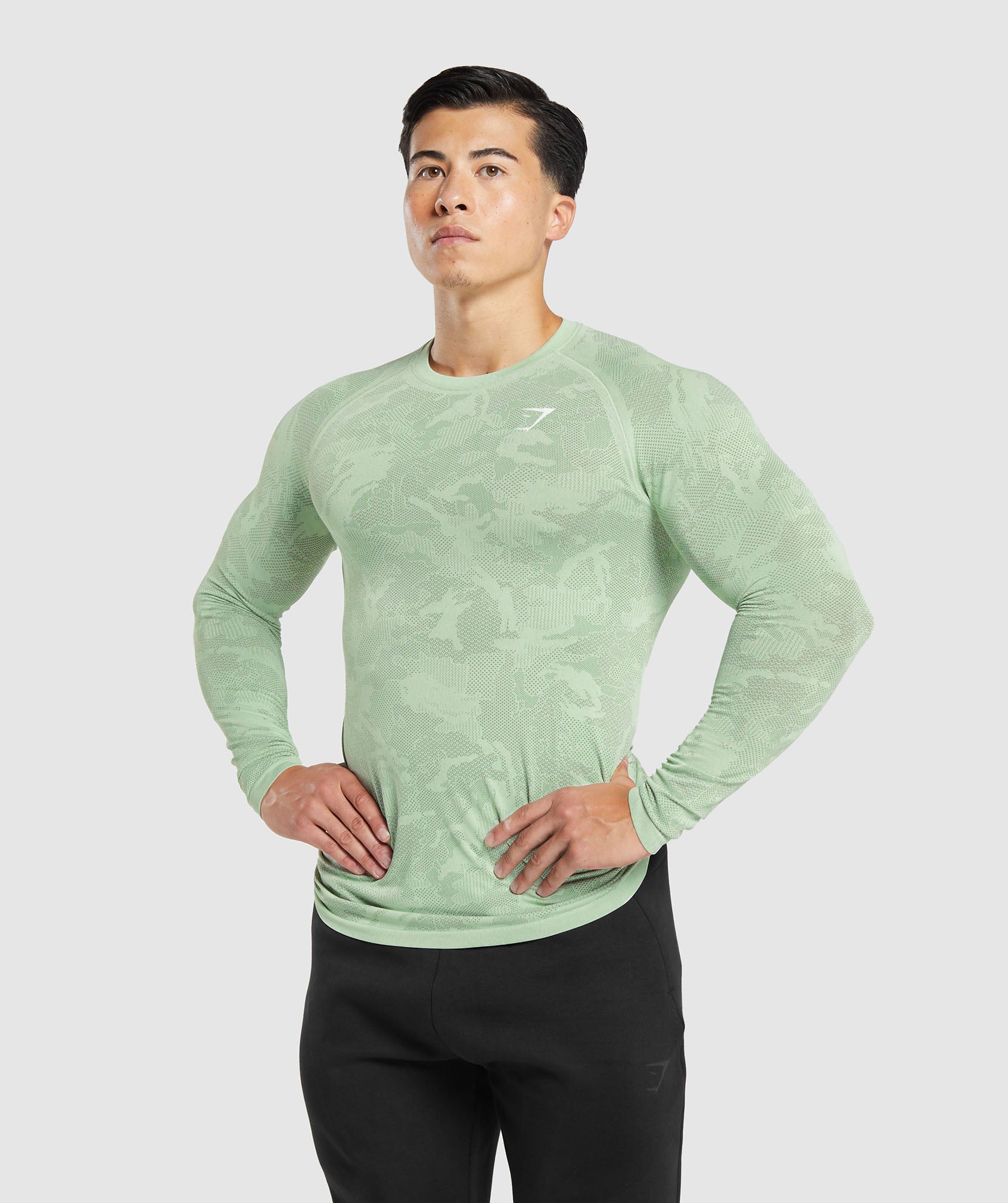 Geo Seamless Long Sleeve T-Shirt in Flora Green/Willow Green