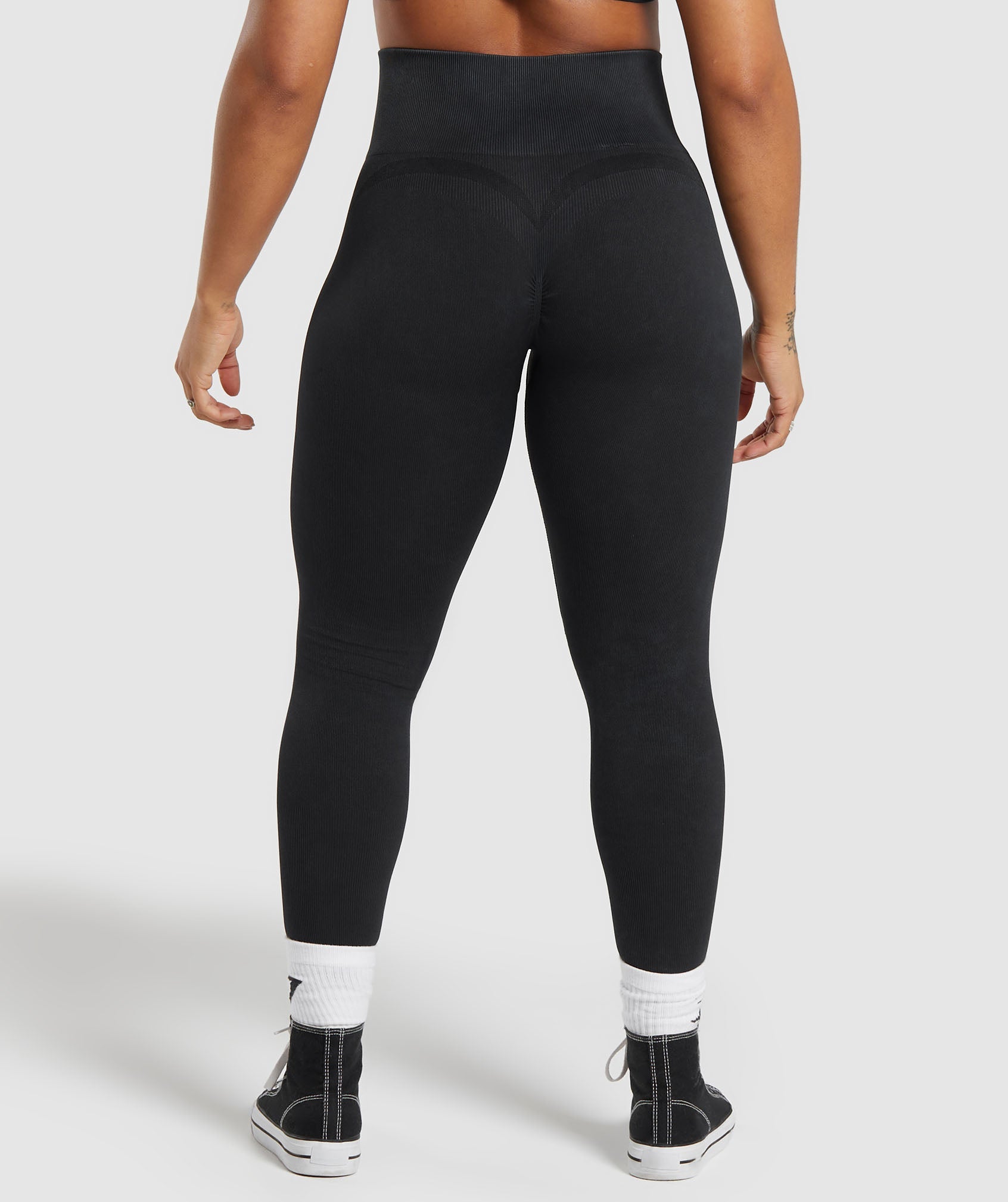 Gains Seamless Leggings in Black - view 2