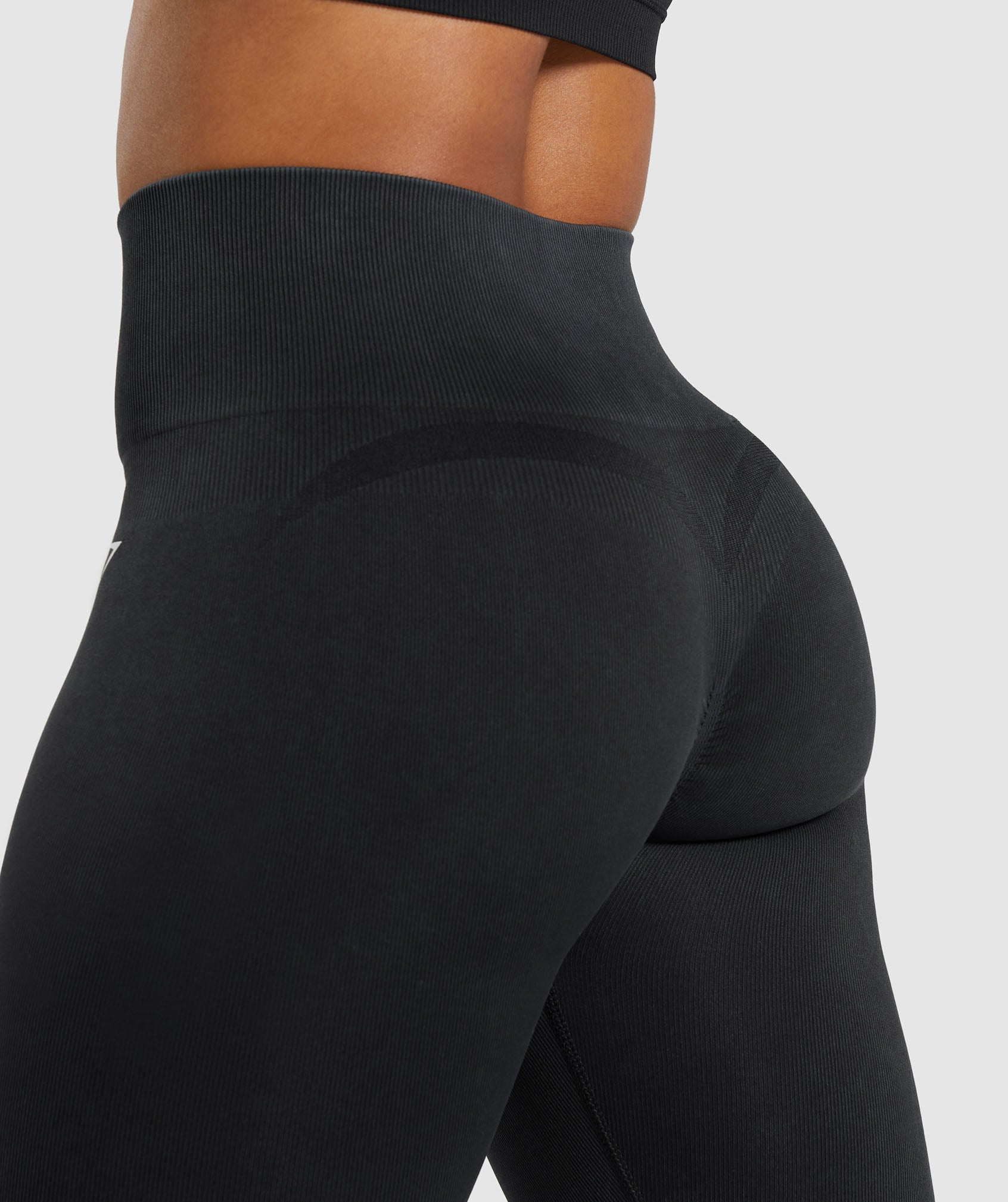 Gains Seamless Leggings in Black - view 6