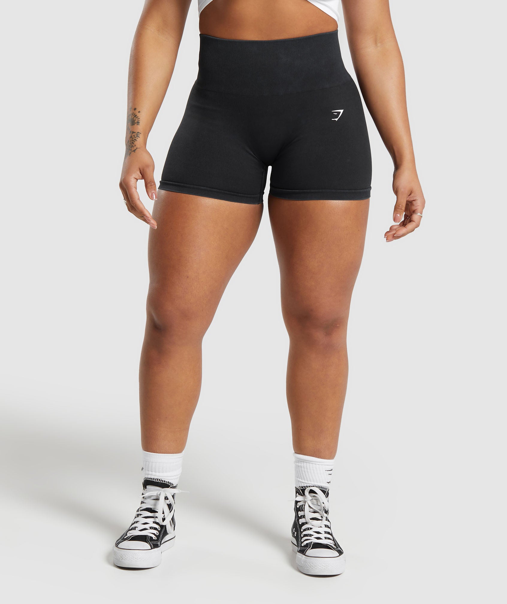 Gains Seamless Shorts in Black