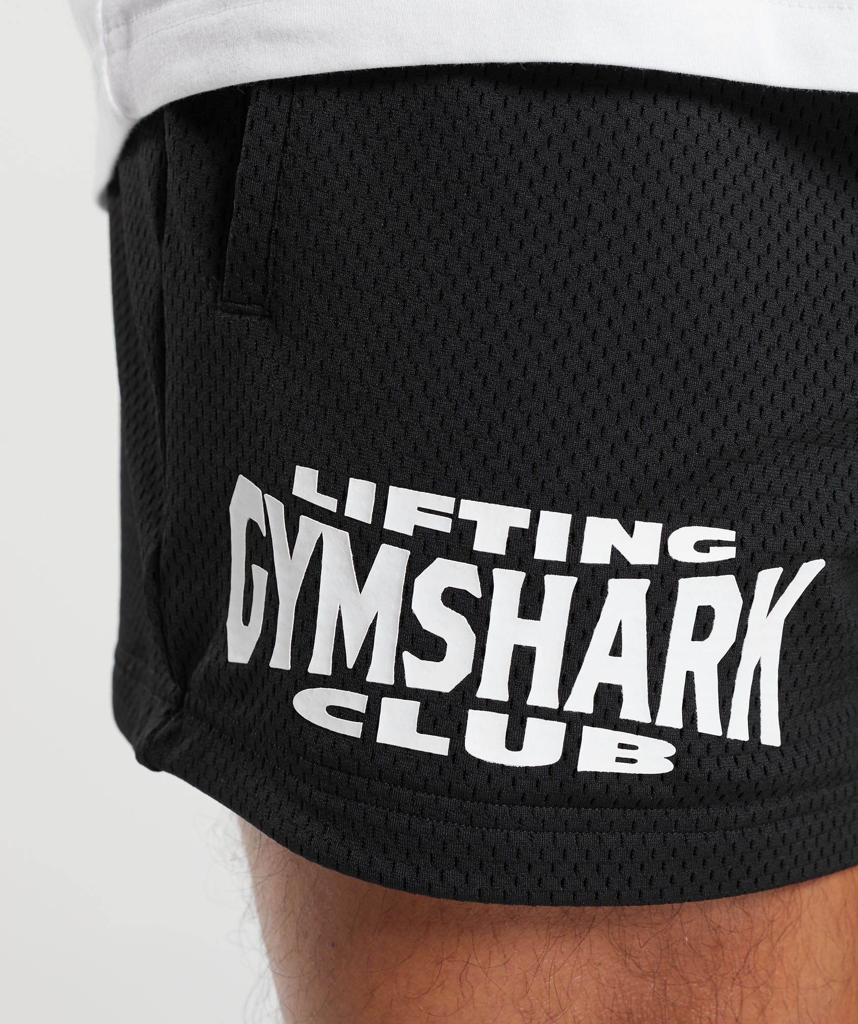 Lifting Club Mesh 5" Shorts in Black - view 8