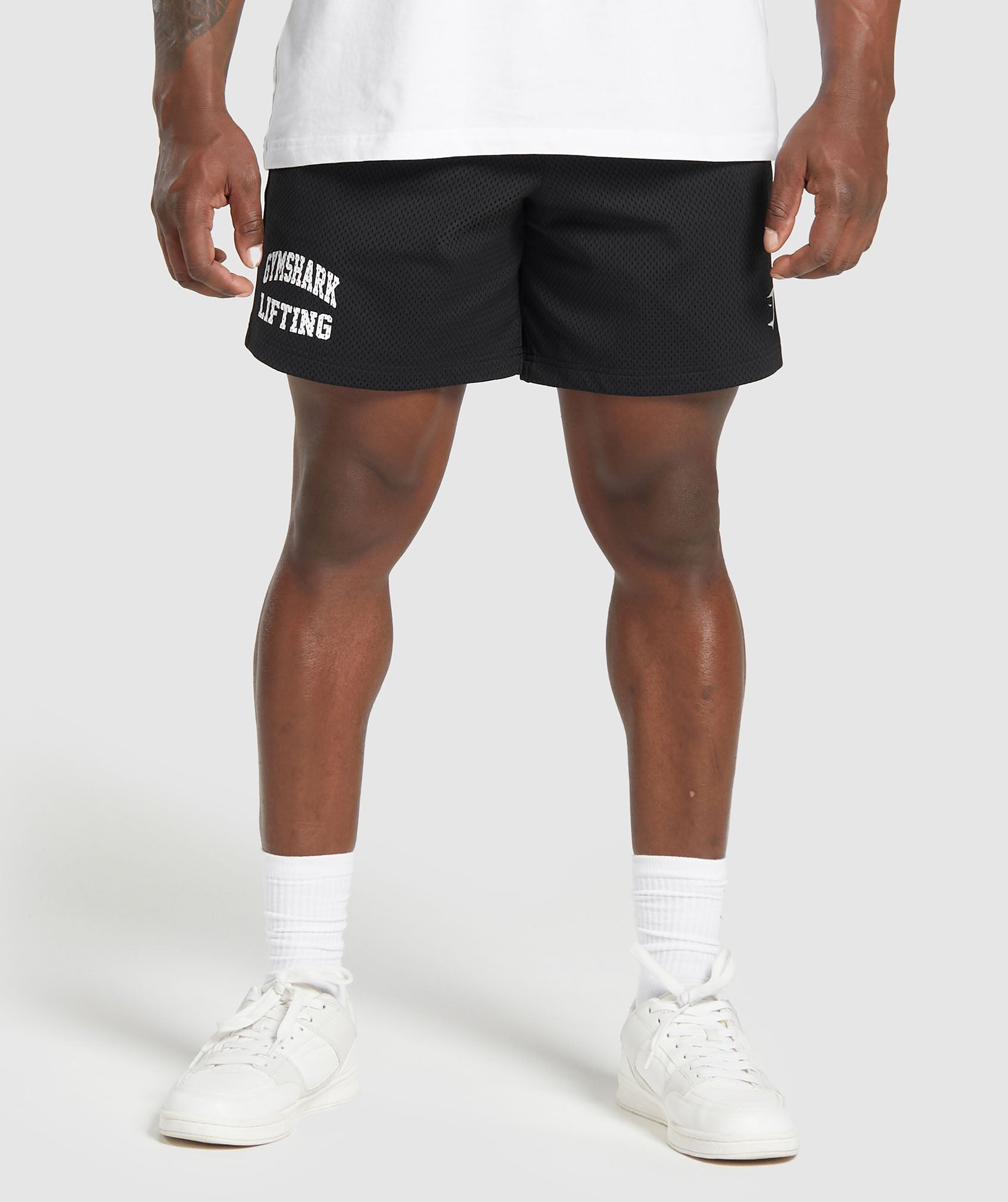 Lifting Mesh 7" Shorts in Black - view 1