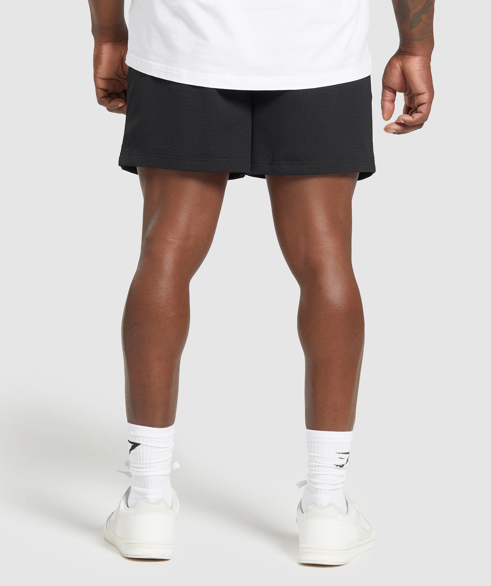 Lifting Mesh 7" Shorts in Black - view 2