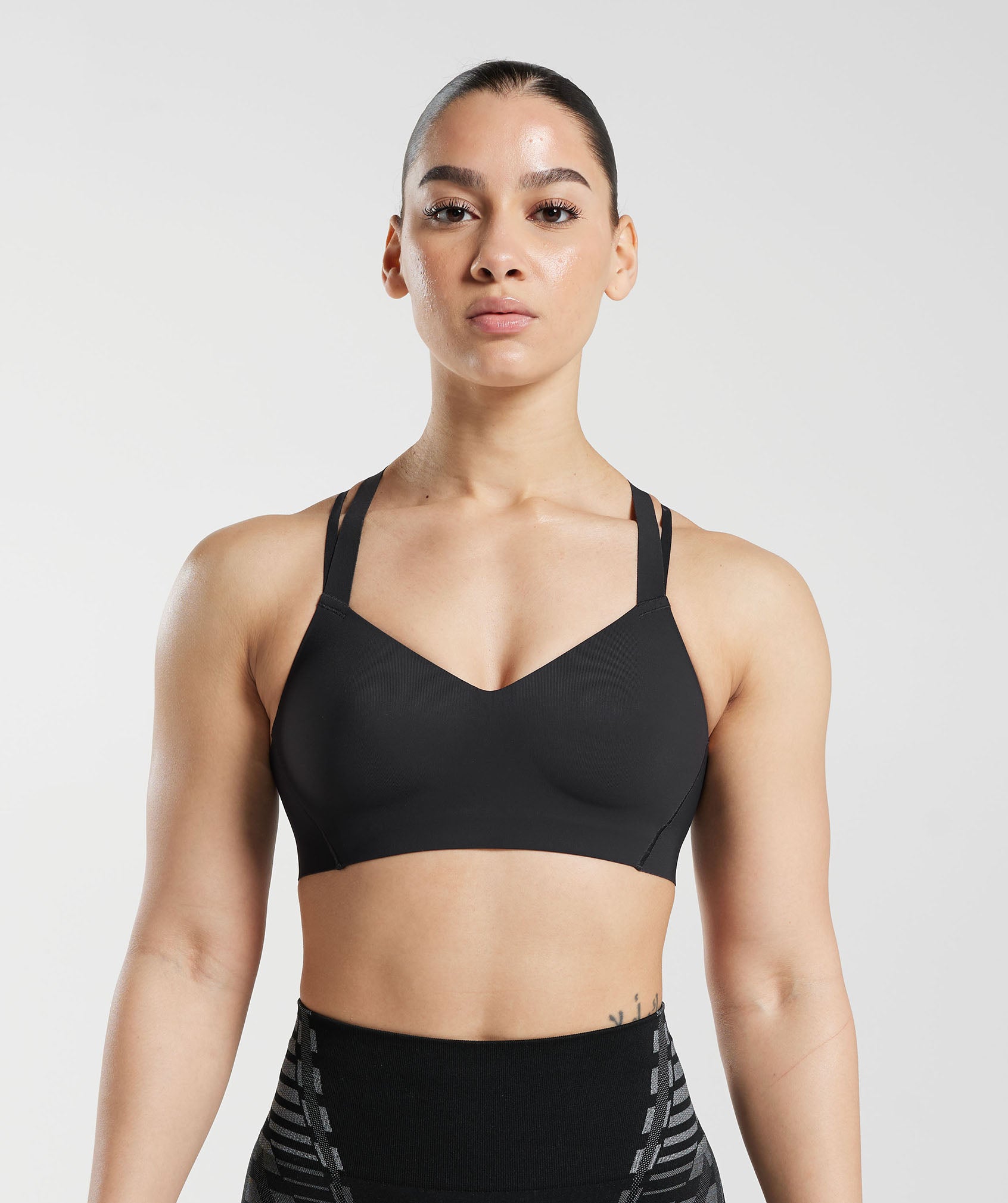 Gymshark Reversible Halterneck Sports Bra - Olive Green/Fluro Green