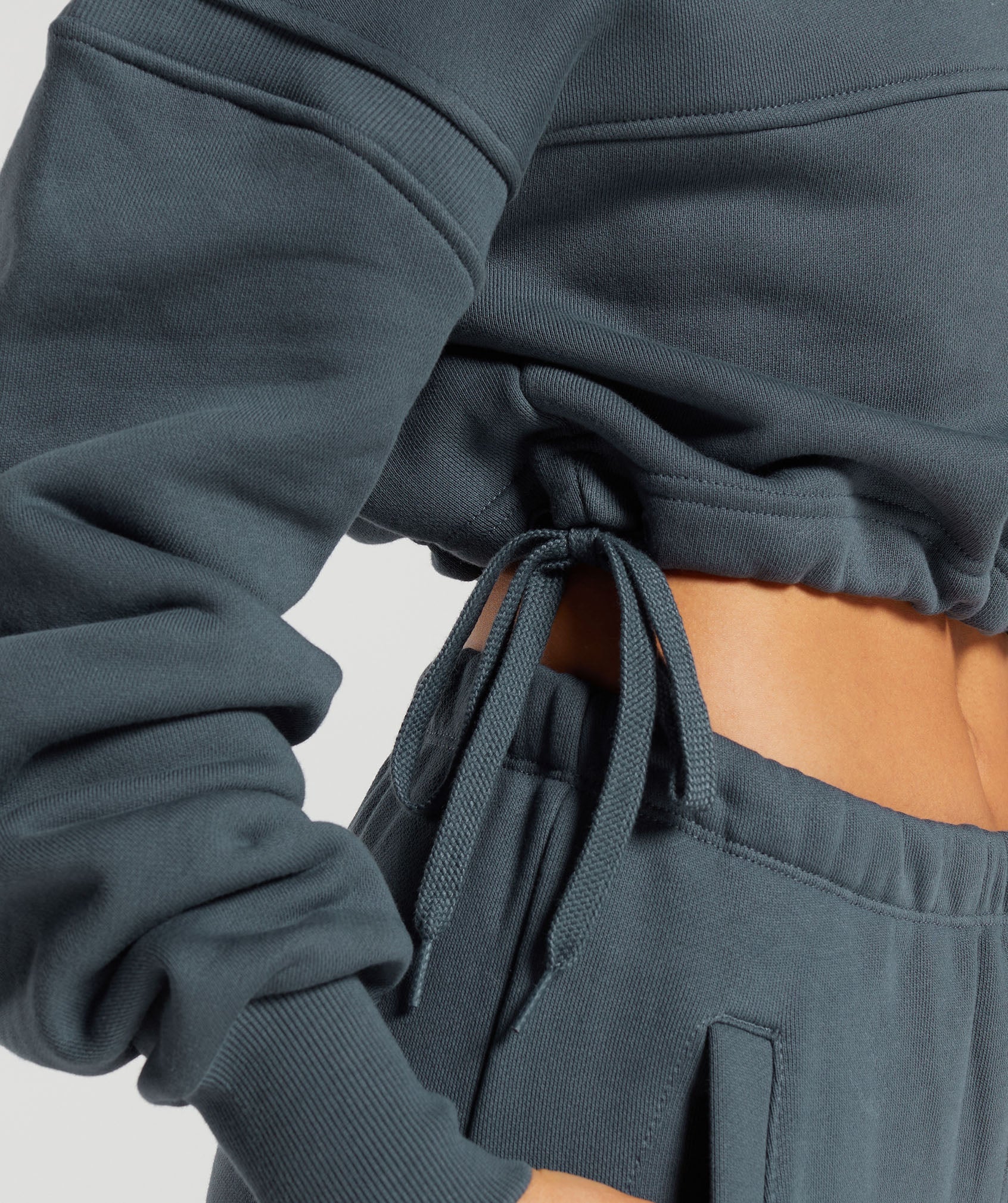 Heavyweight Loopback Sweat Pullover in Titanium Blue - view 6