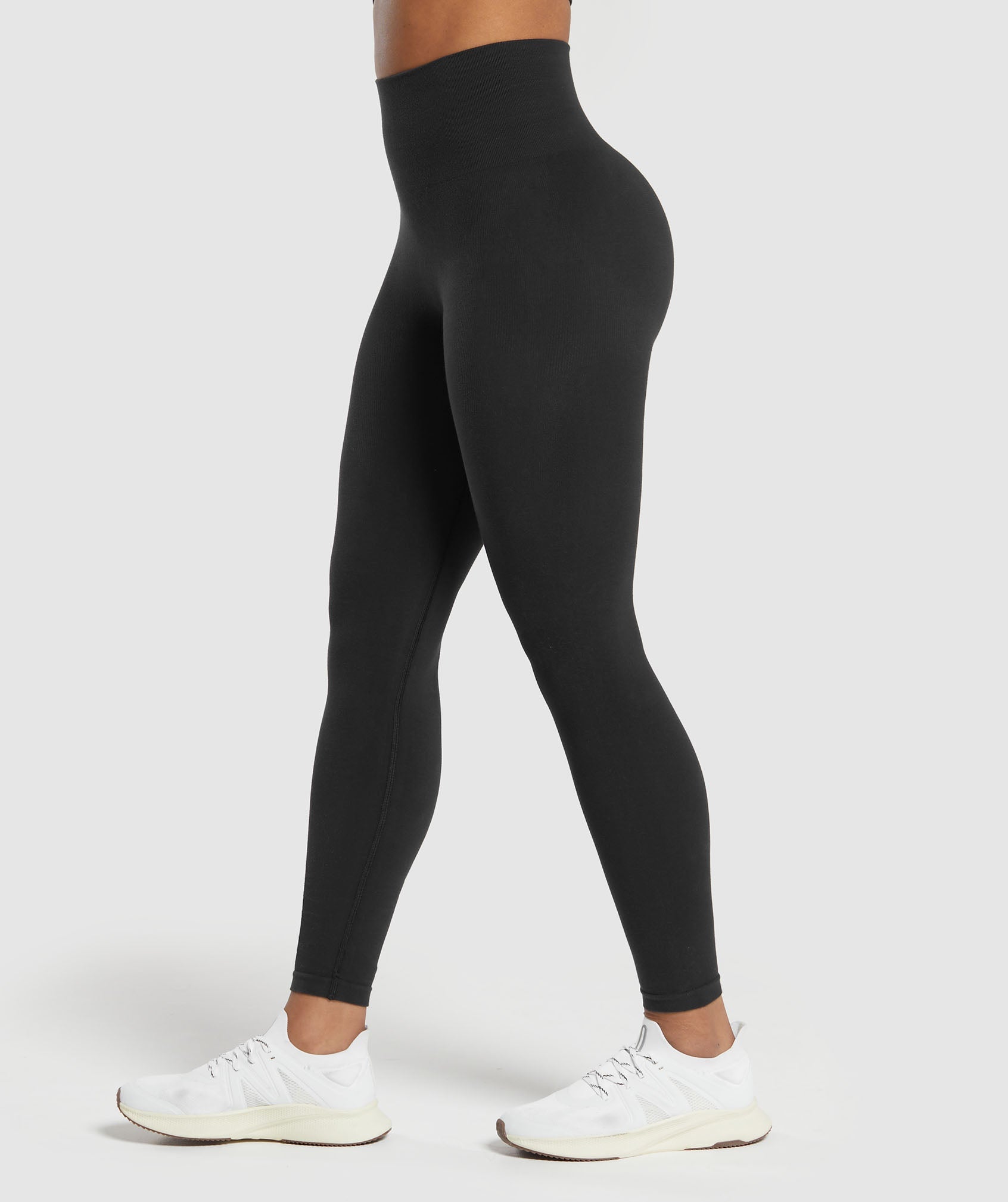 Cotton Seamless Leggings in Black - view 3