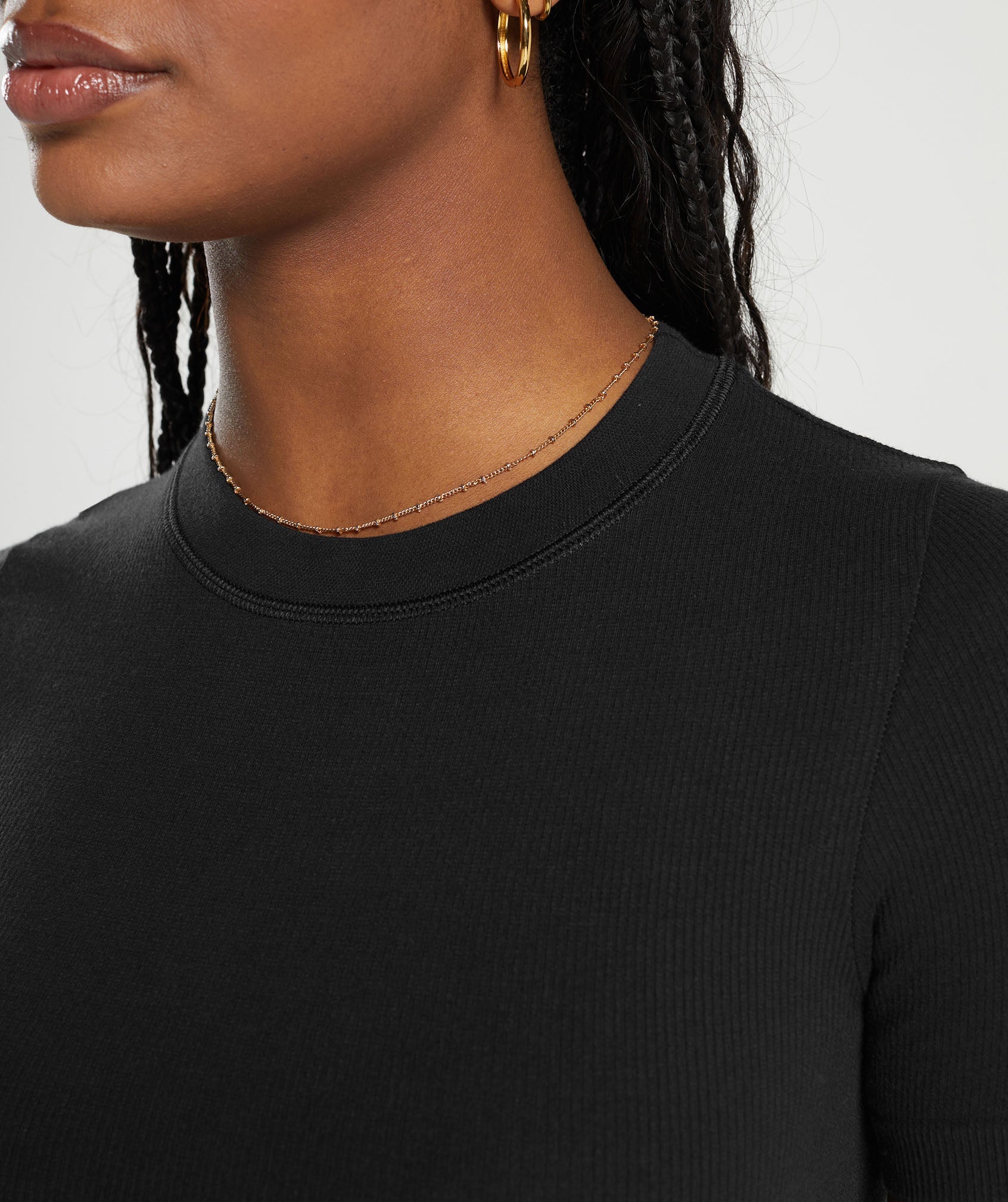 Ribbed Cotton Seamless T-Shirt in Black - view 6