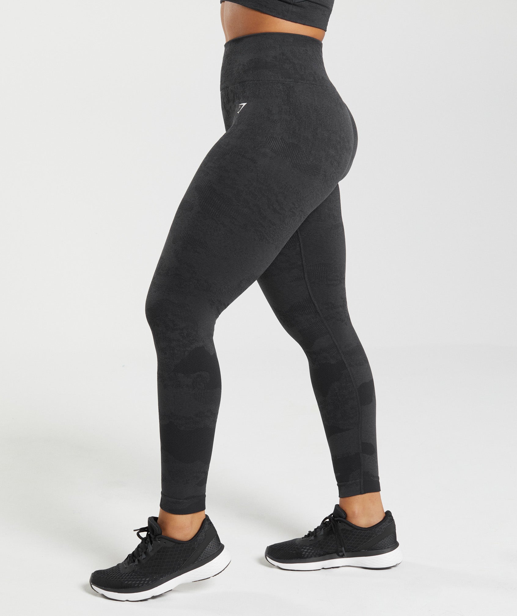 Adapt Camo Seamless Leggings in Black/Onyx Grey