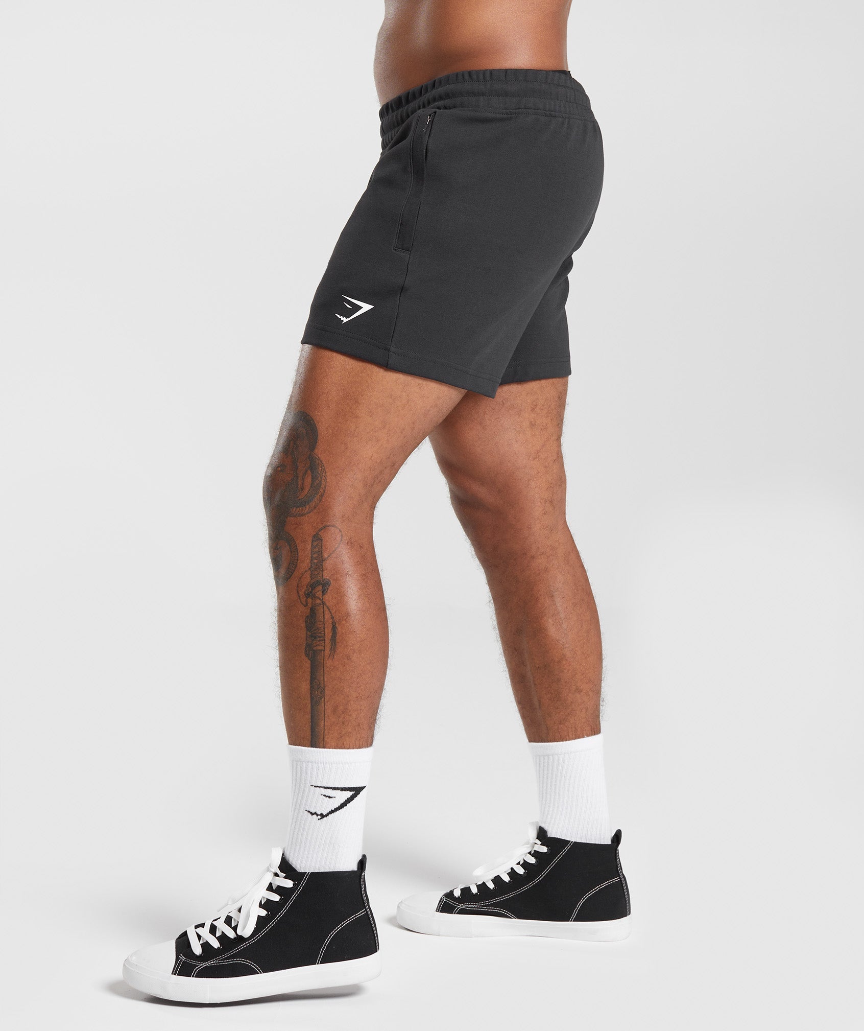 React 5" Shorts in Black