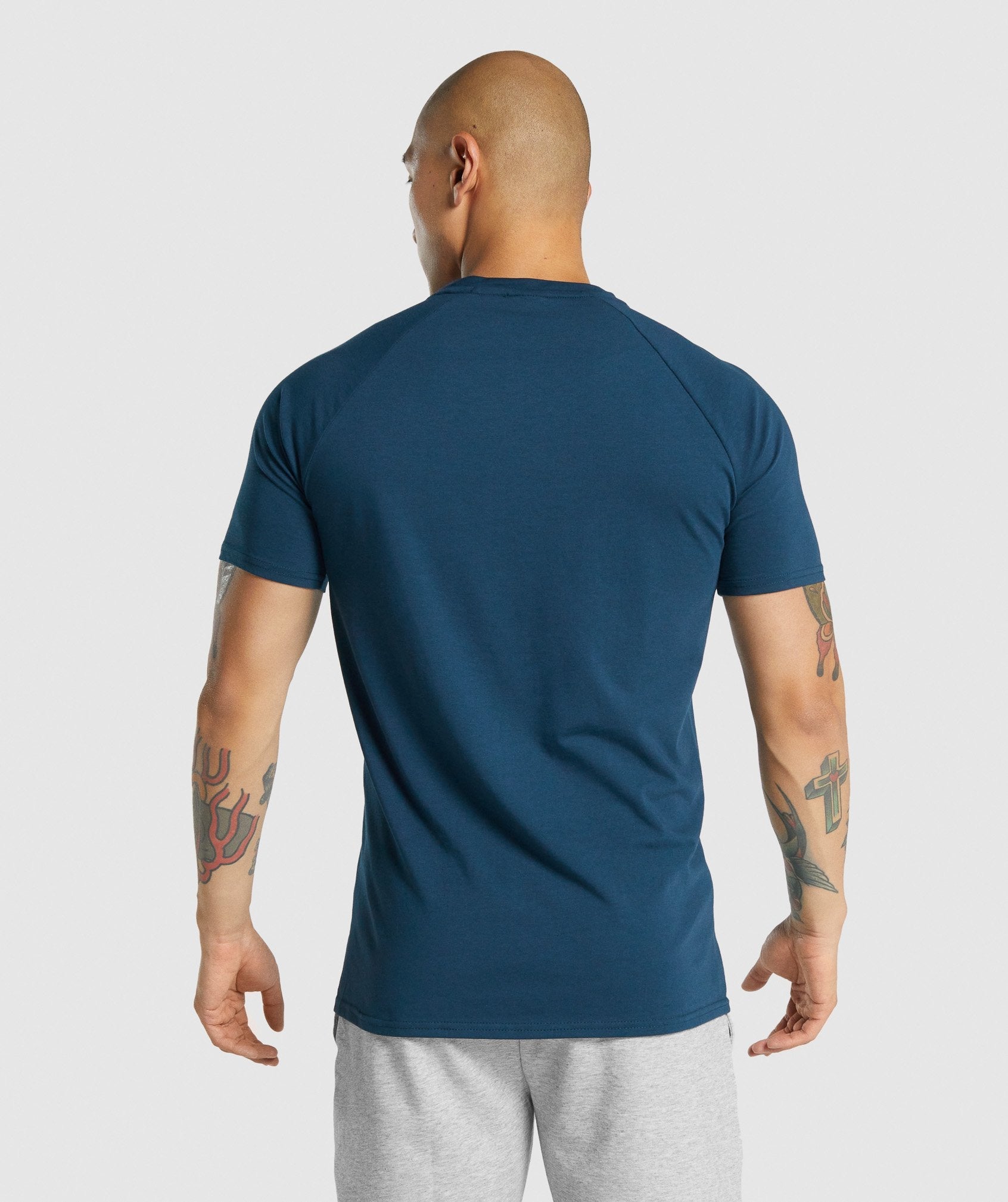 Critical 2.0 T-Shirt in Navy - view 2