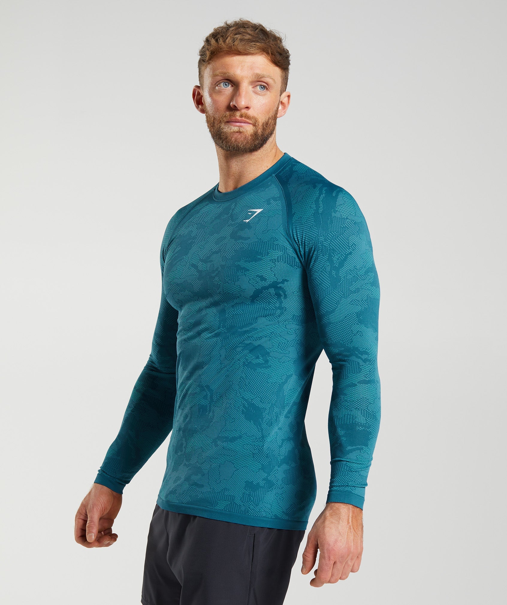 Geo Seamless Long Sleeve T-Shirt in Atlantic Blue/Shark Blue