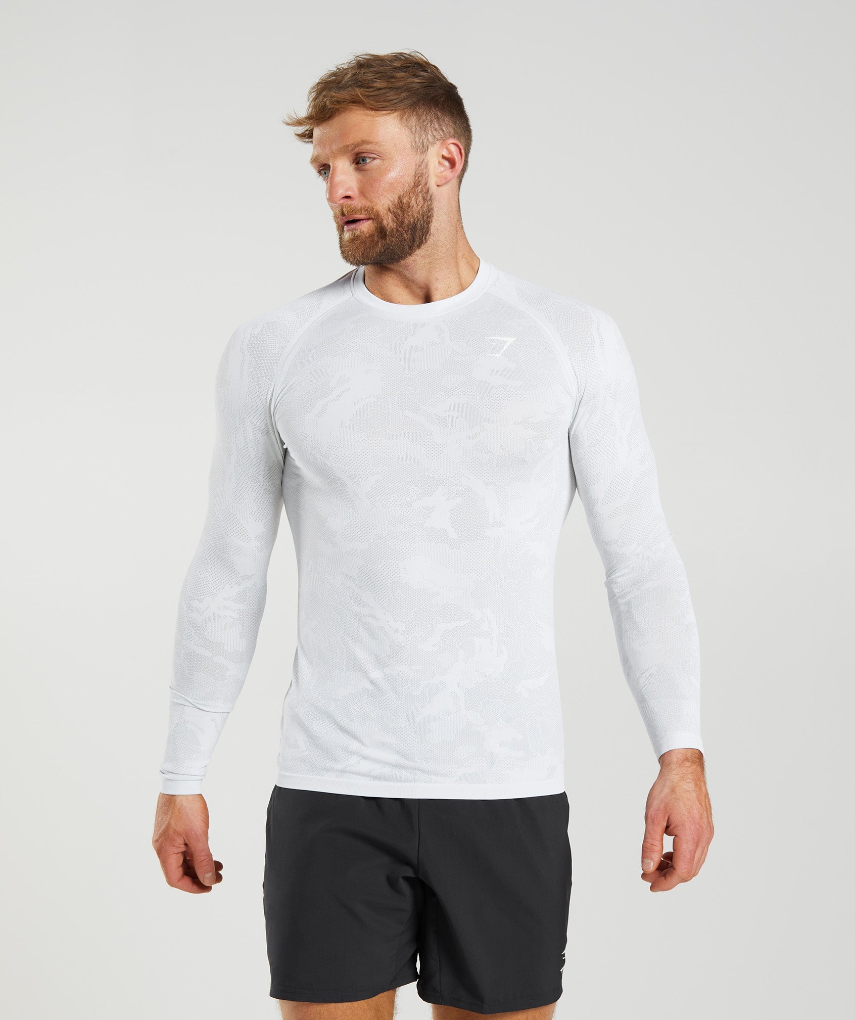 Geo Seamless Long Sleeve T-Shirt in White/Light Grey