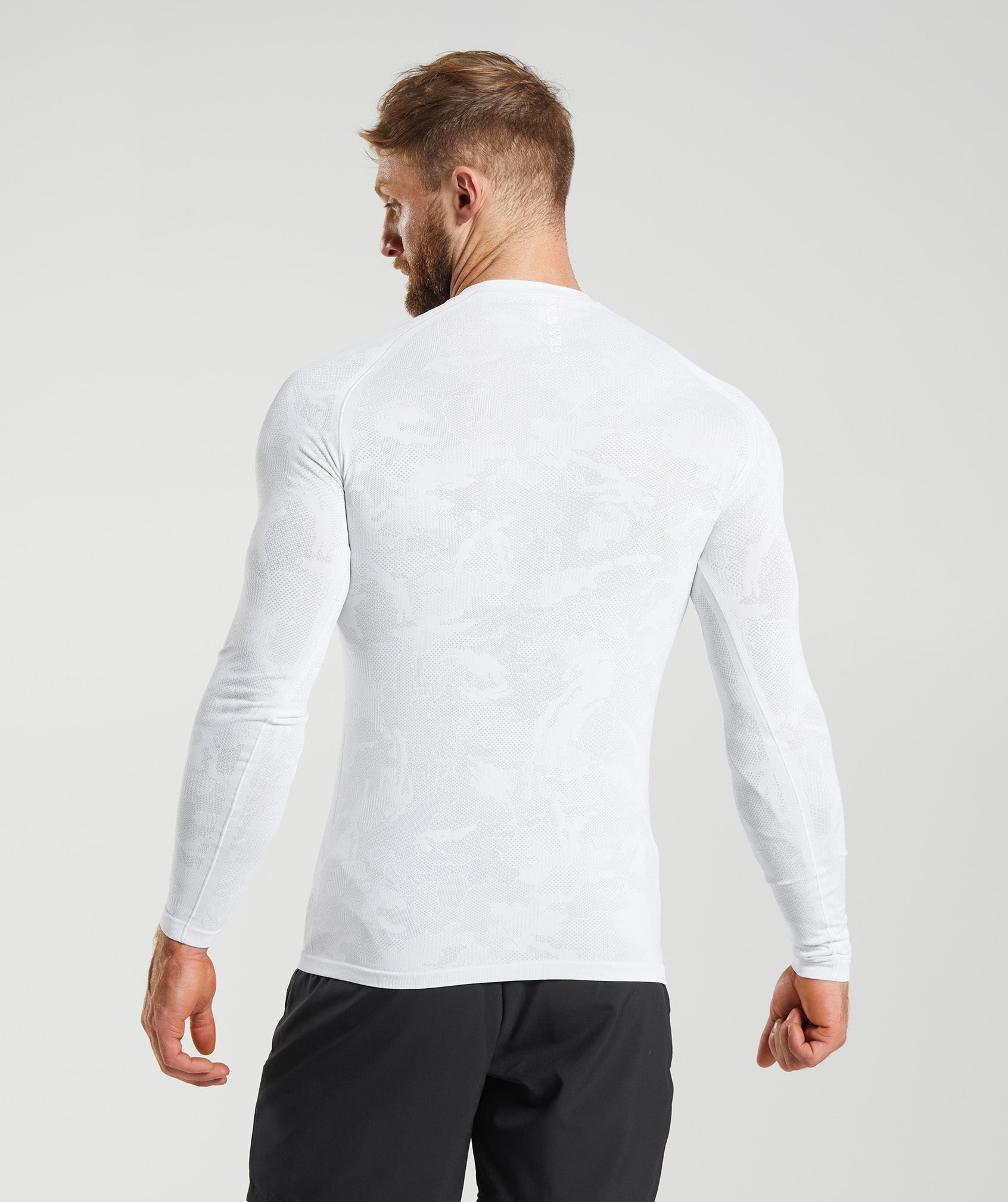 Gymshark Geo Seamless long sleeve t shirt, Men's Fashion, Tops & Sets,  Tshirts & Polo Shirts on Carousell