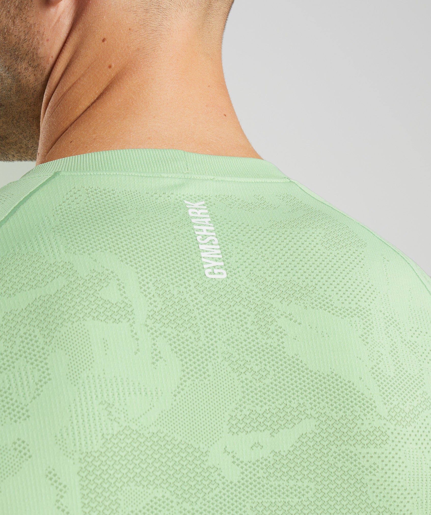 Geo Seamless T-Shirt in Aloe Green/Tea Green