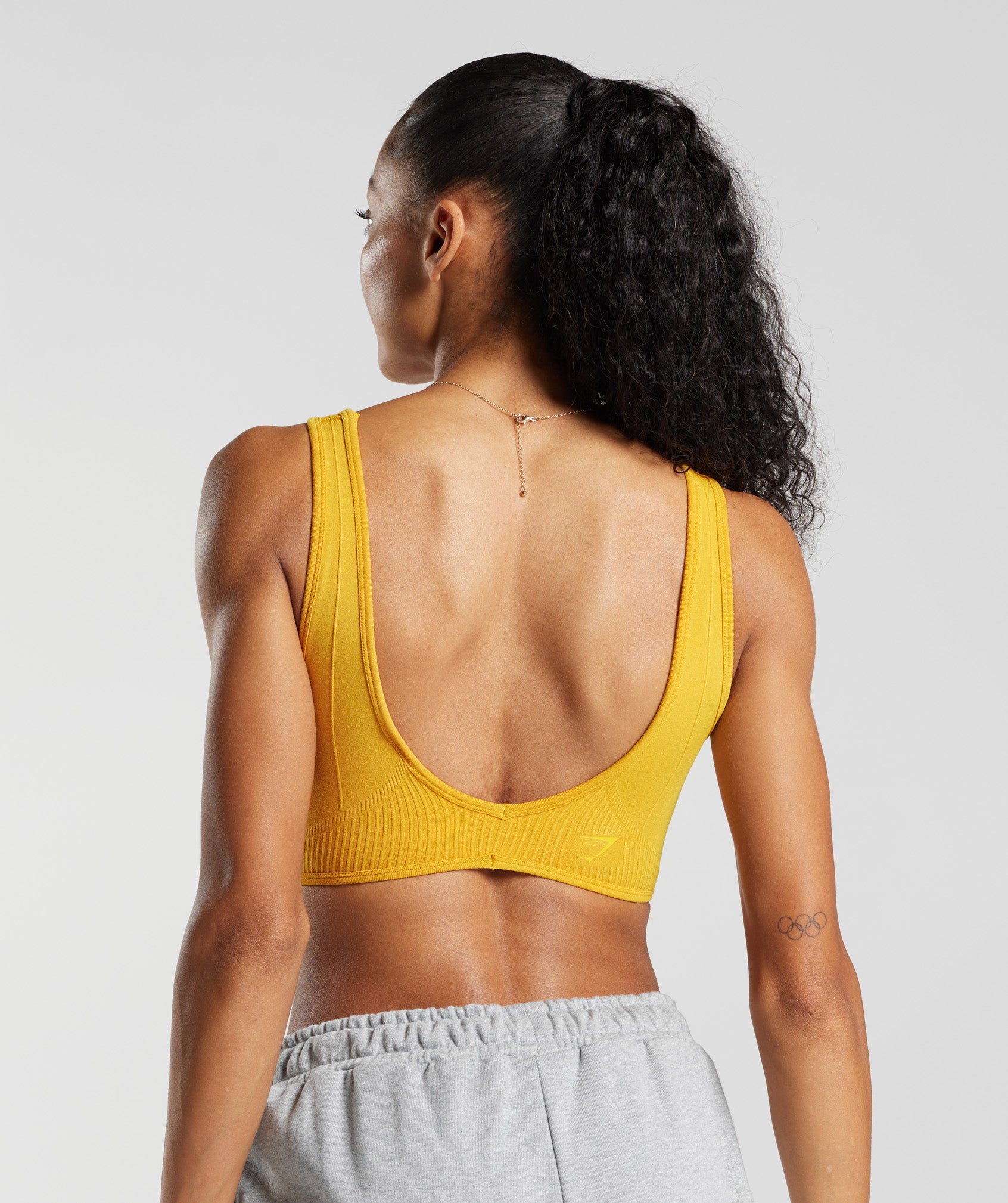 Seamless ribbed beige sports bra - ZOYA SPORT