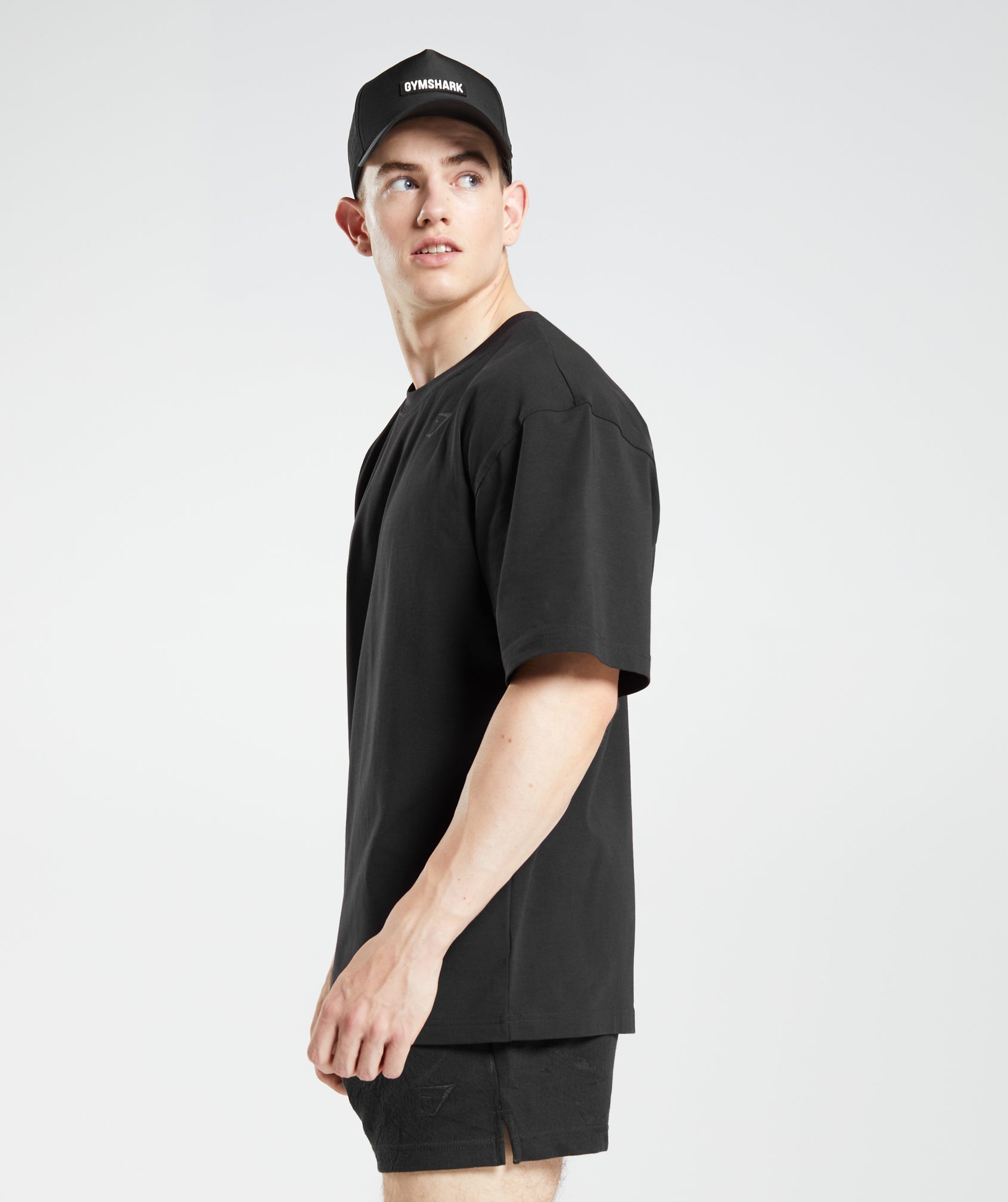 Power T-Shirt in Black - view 5