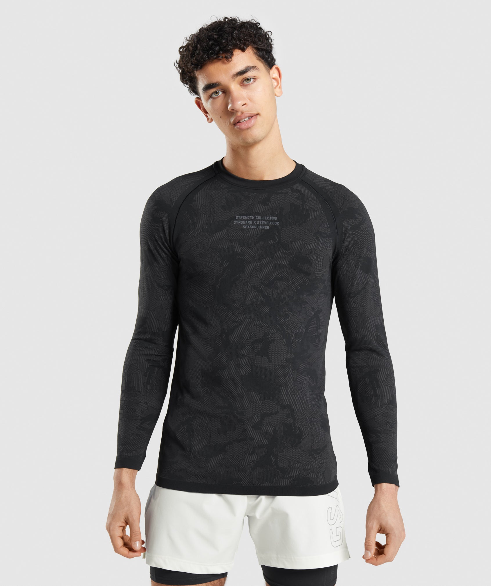 Gymshark//Steve Cook Long Sleeve Seamless T-Shirt in Black/Graphite Grey - view 1