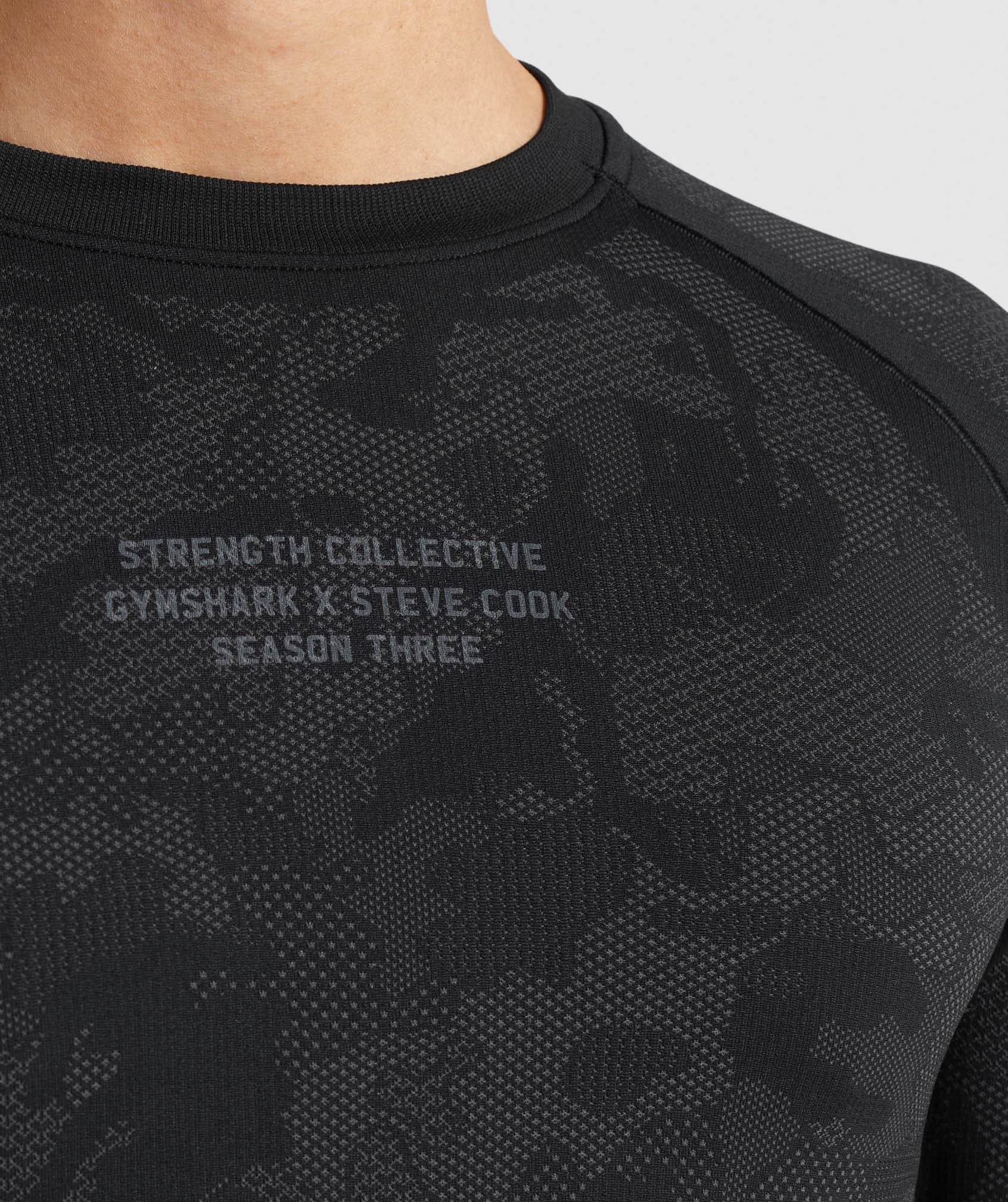 Gymshark//Steve Cook Long Sleeve Seamless T-Shirt in Black/Graphite Grey - view 6
