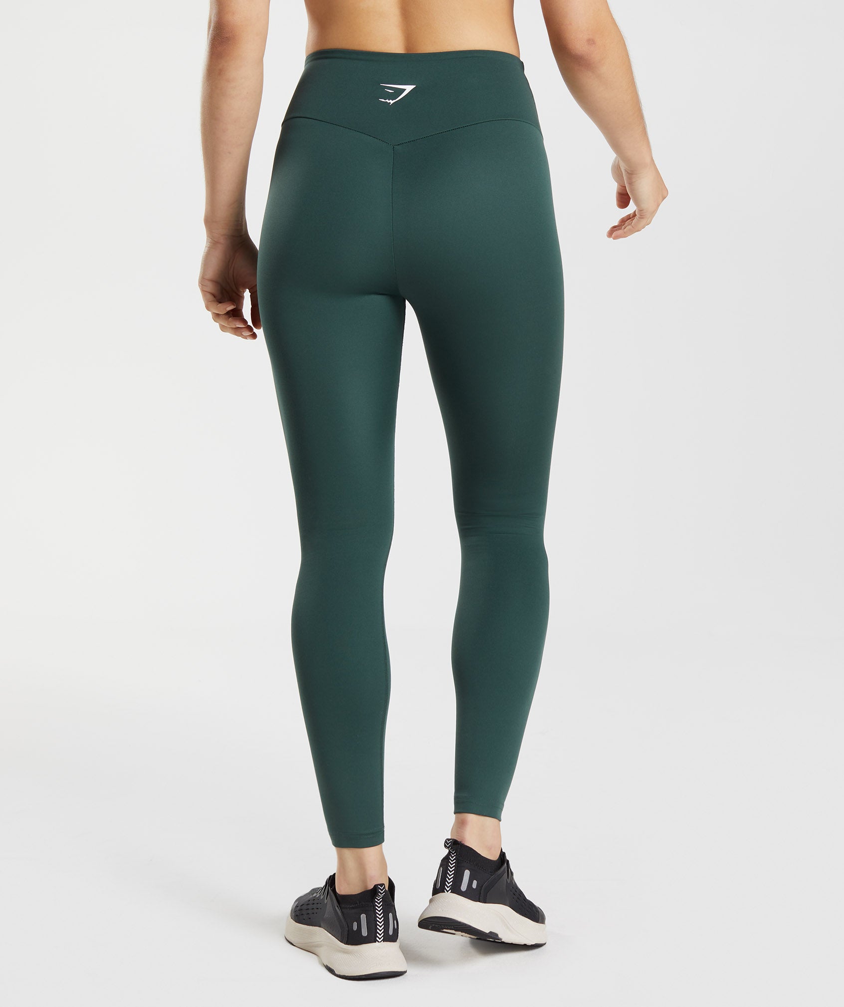 Training Leggings in Obsidian Green