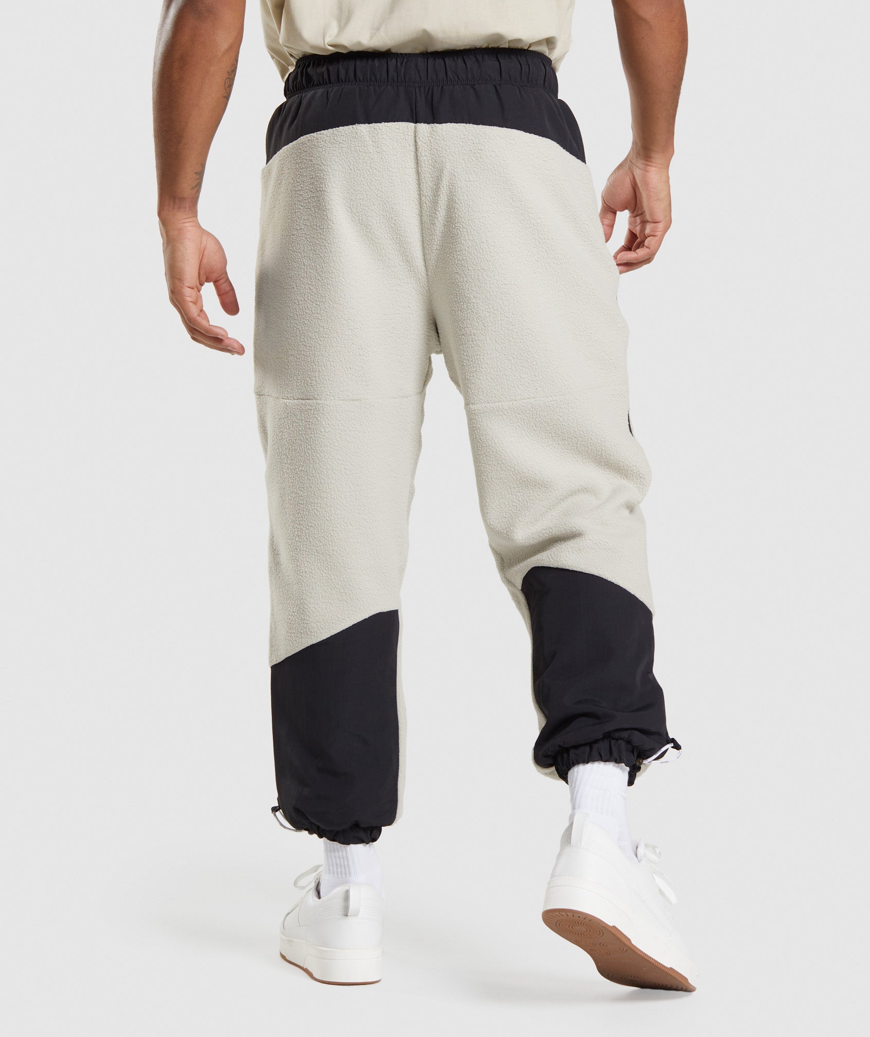 Vibes Joggers in Pebble Grey/Black