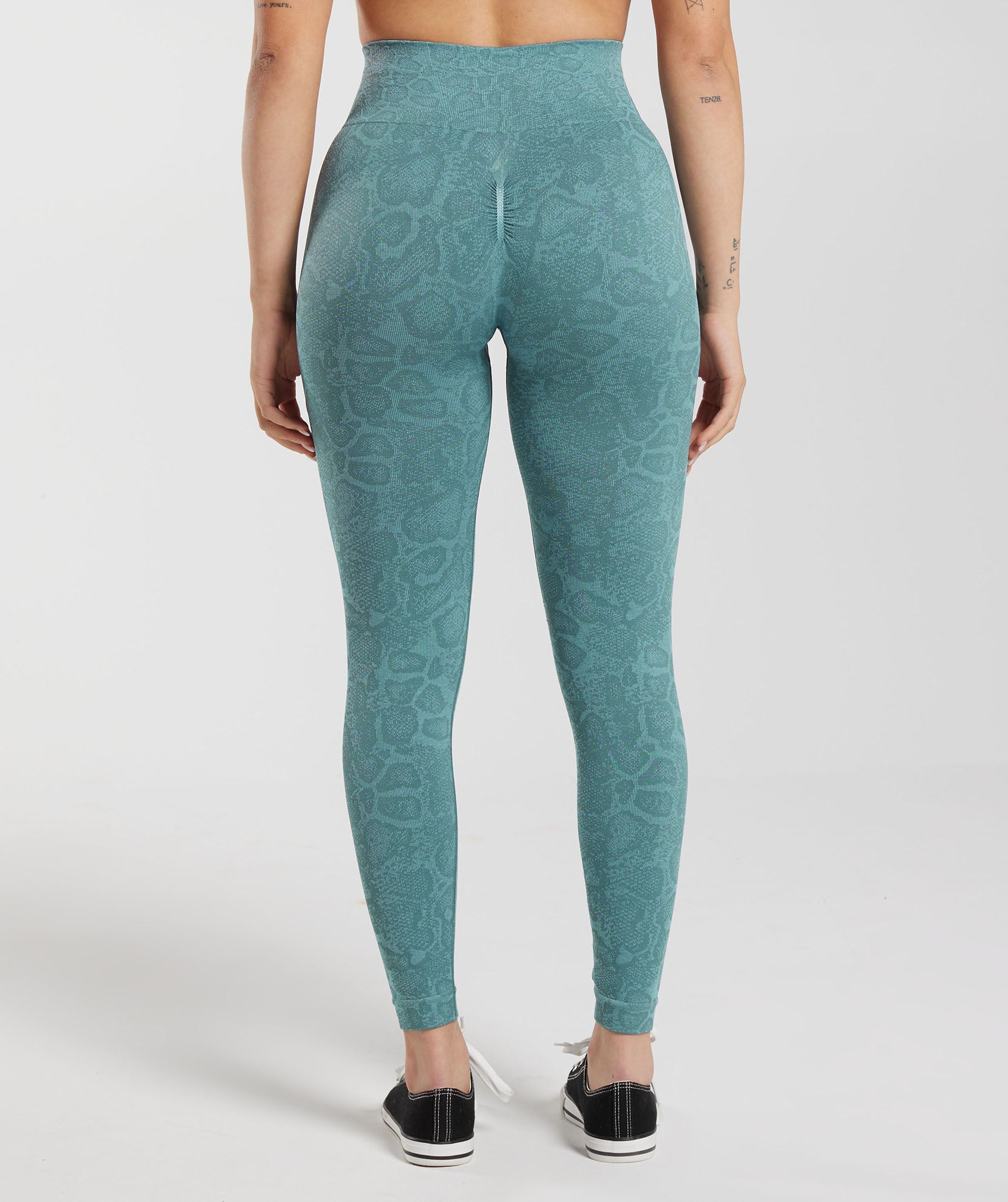 Adapt Animal Seamless Leggings in Iceberg Blue/Thunder Blue - view 2