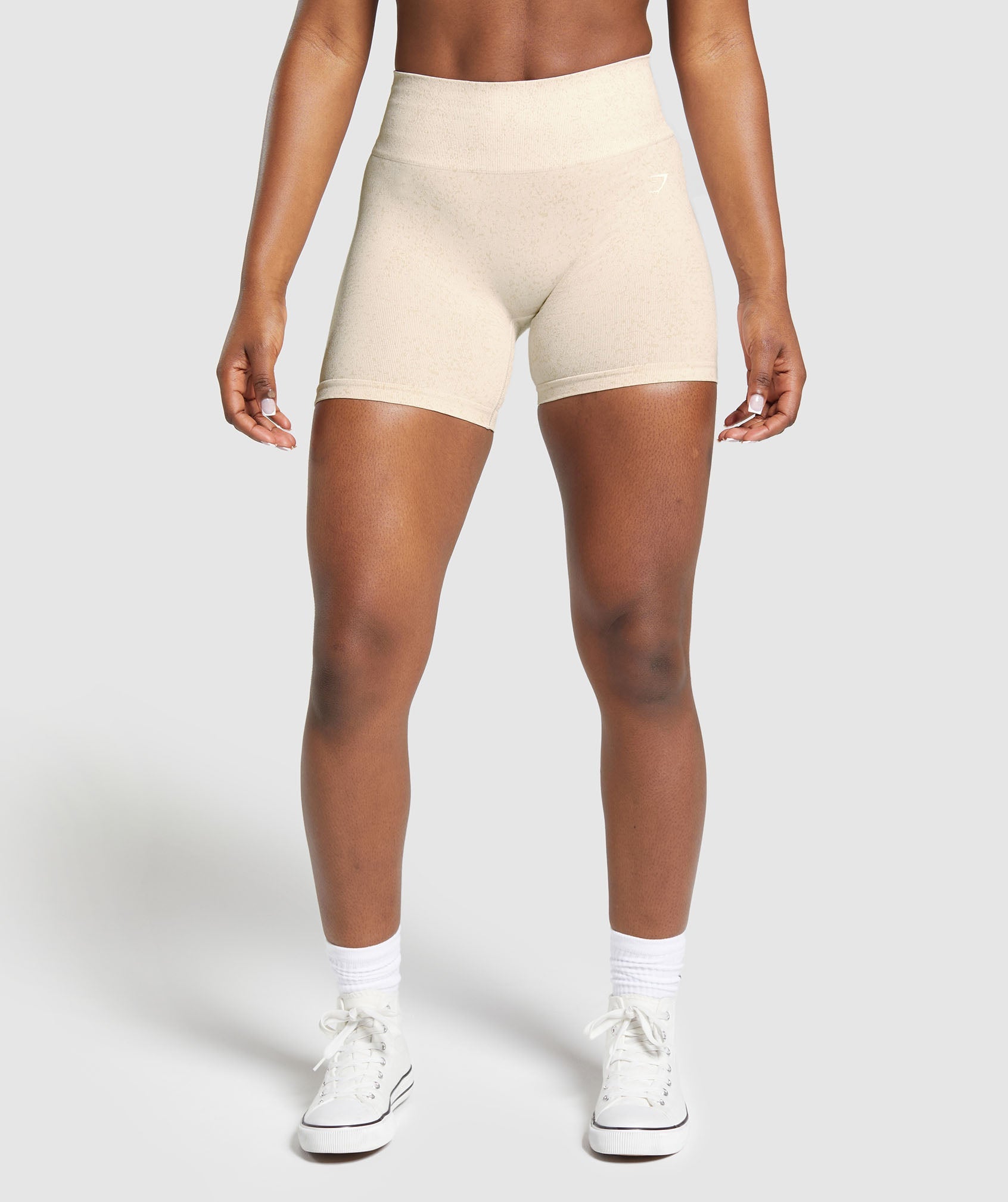 Adapt Fleck Seamless Shorts in Coconut White