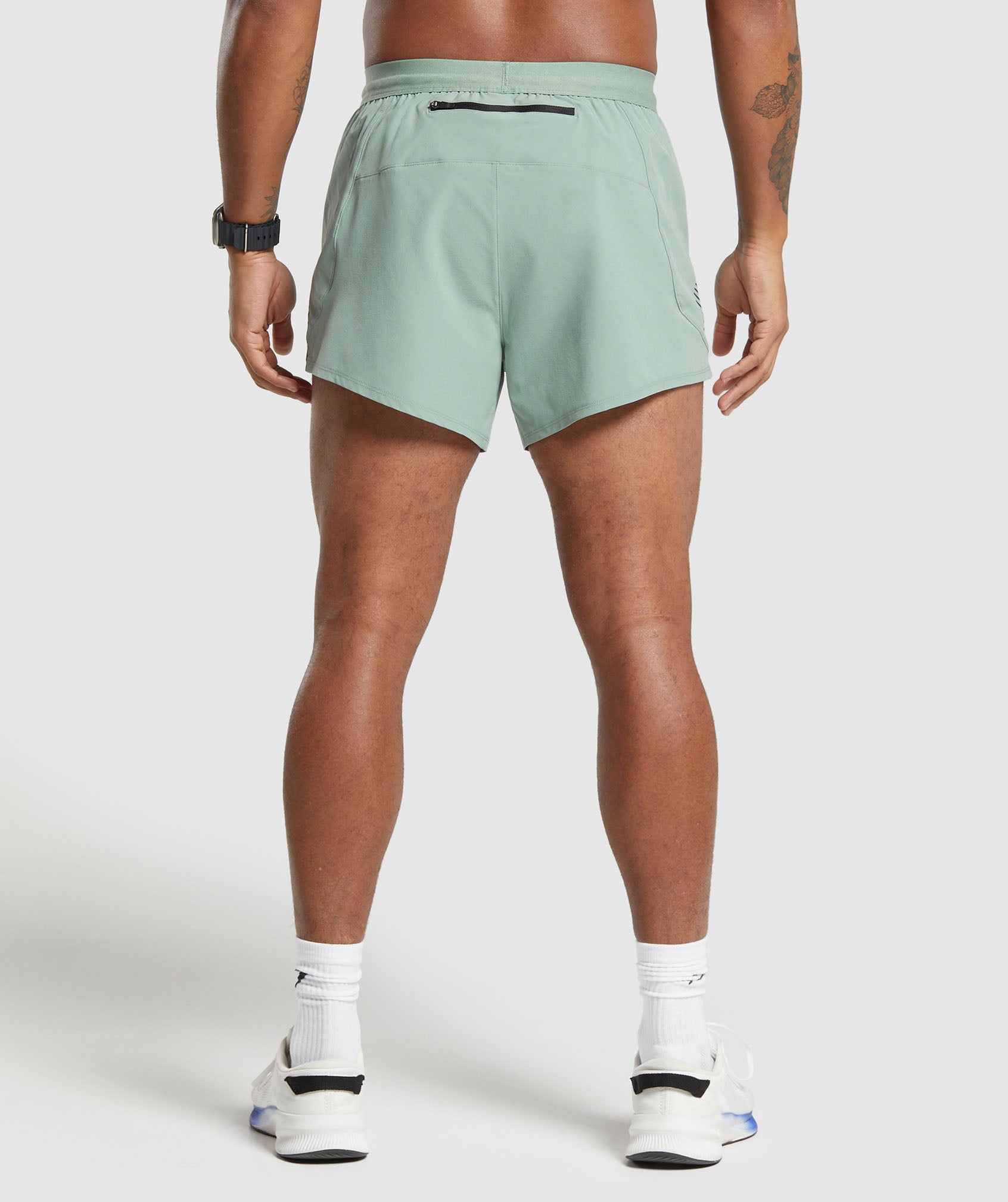 Apex Run 5" Shorts in Dollar Green - view 2