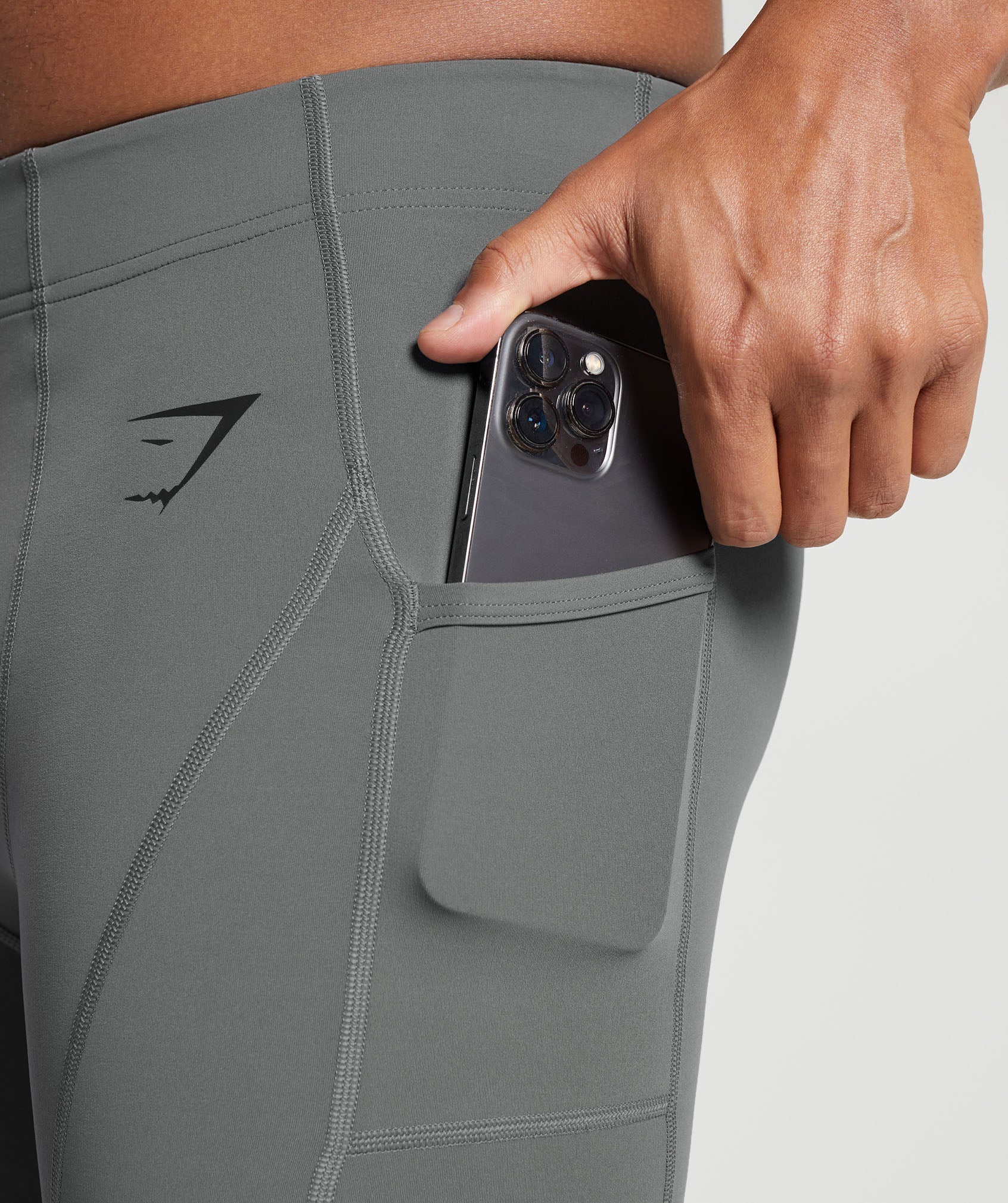Control Baselayer Shorts in Pitch Grey - view 5