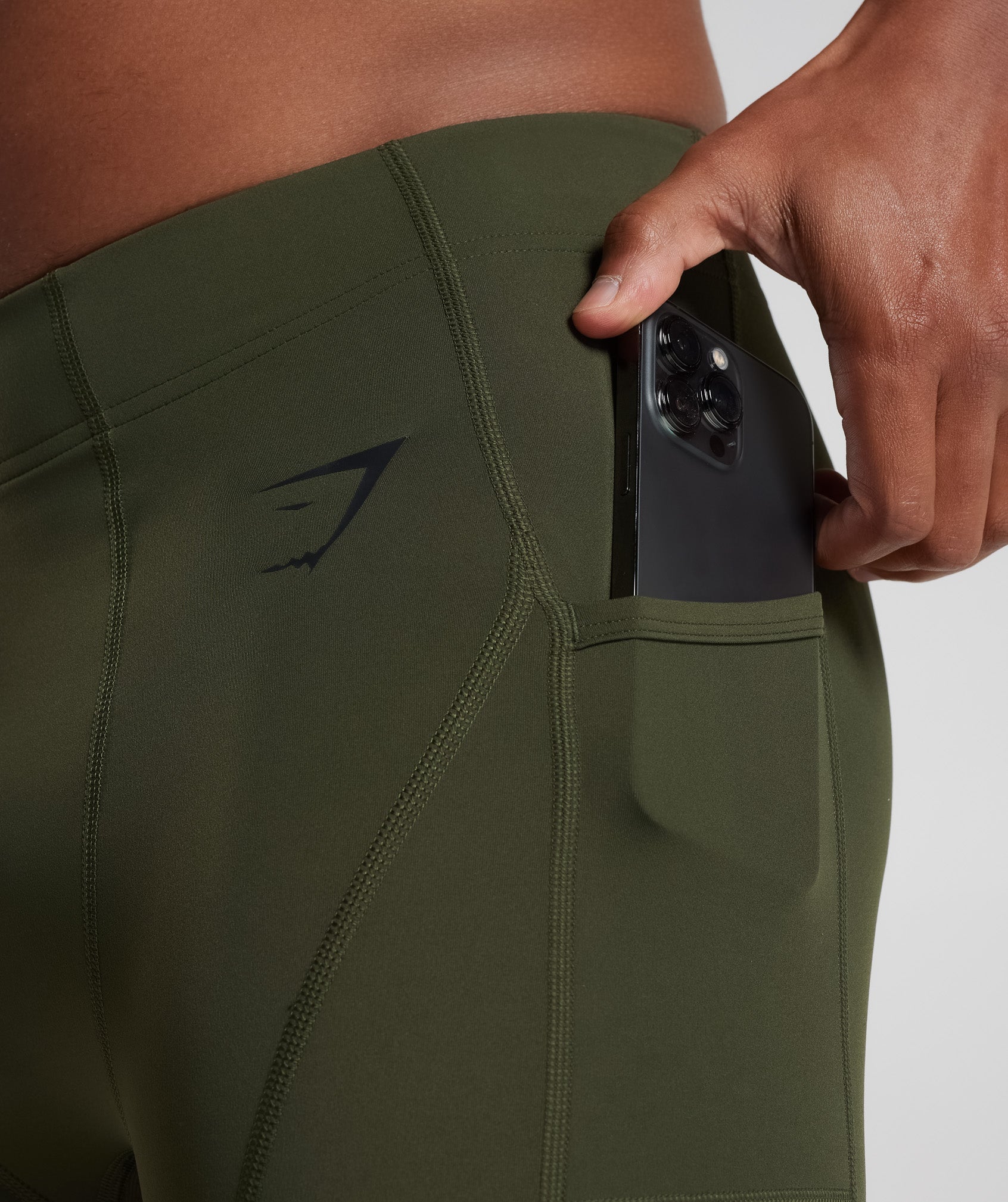 Control Baselayer Shorts in Winter Olive - view 5