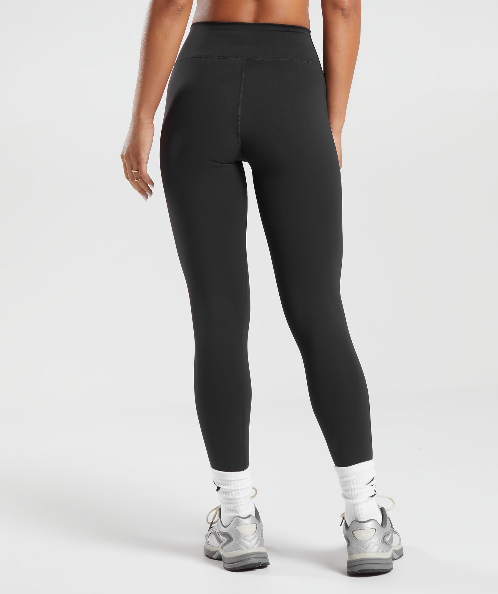 Gymshark Leggings  High Waisted Comfort & Flattering Design