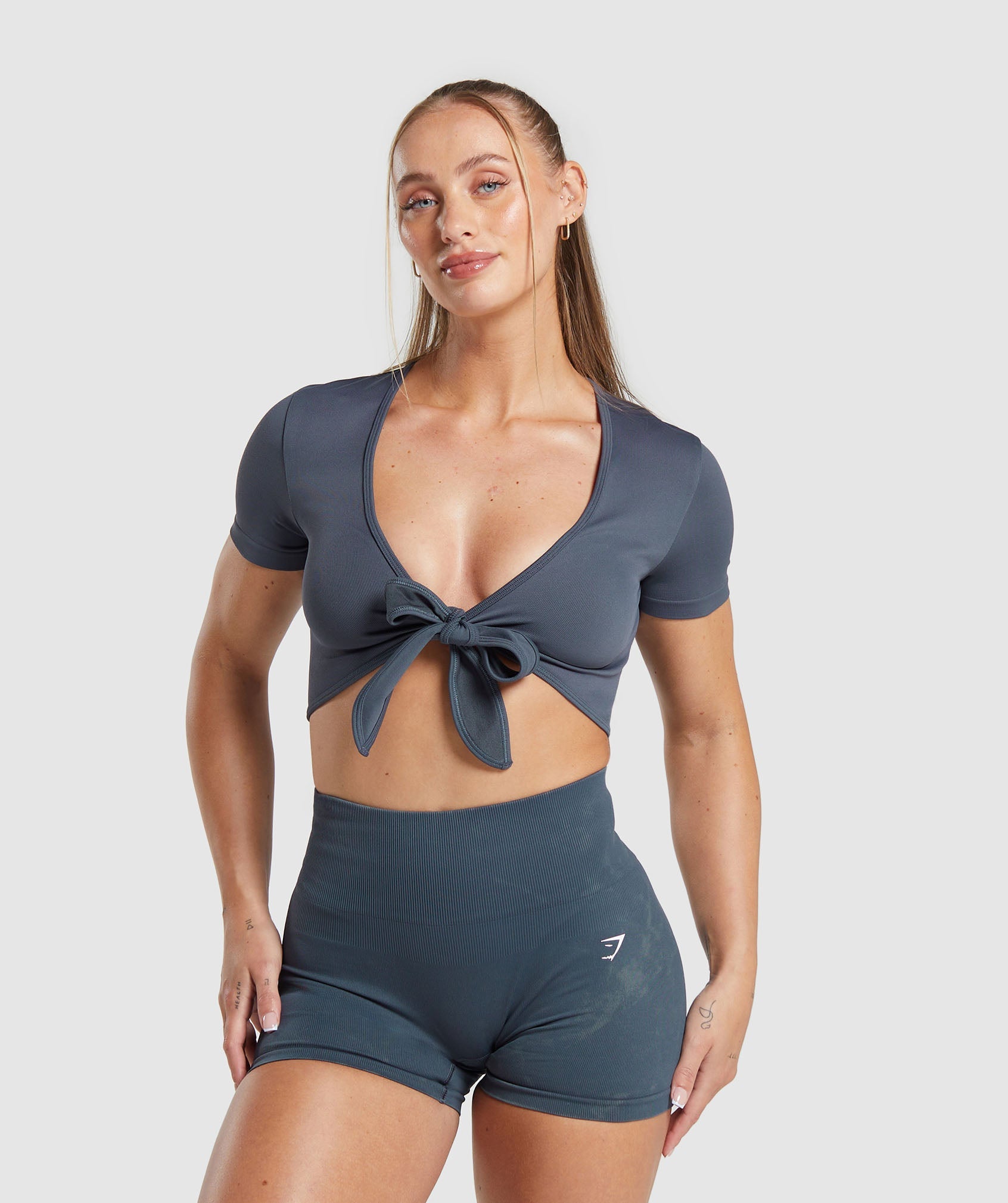 Gains Seamless Fitted Crop Top in Titanium Blue