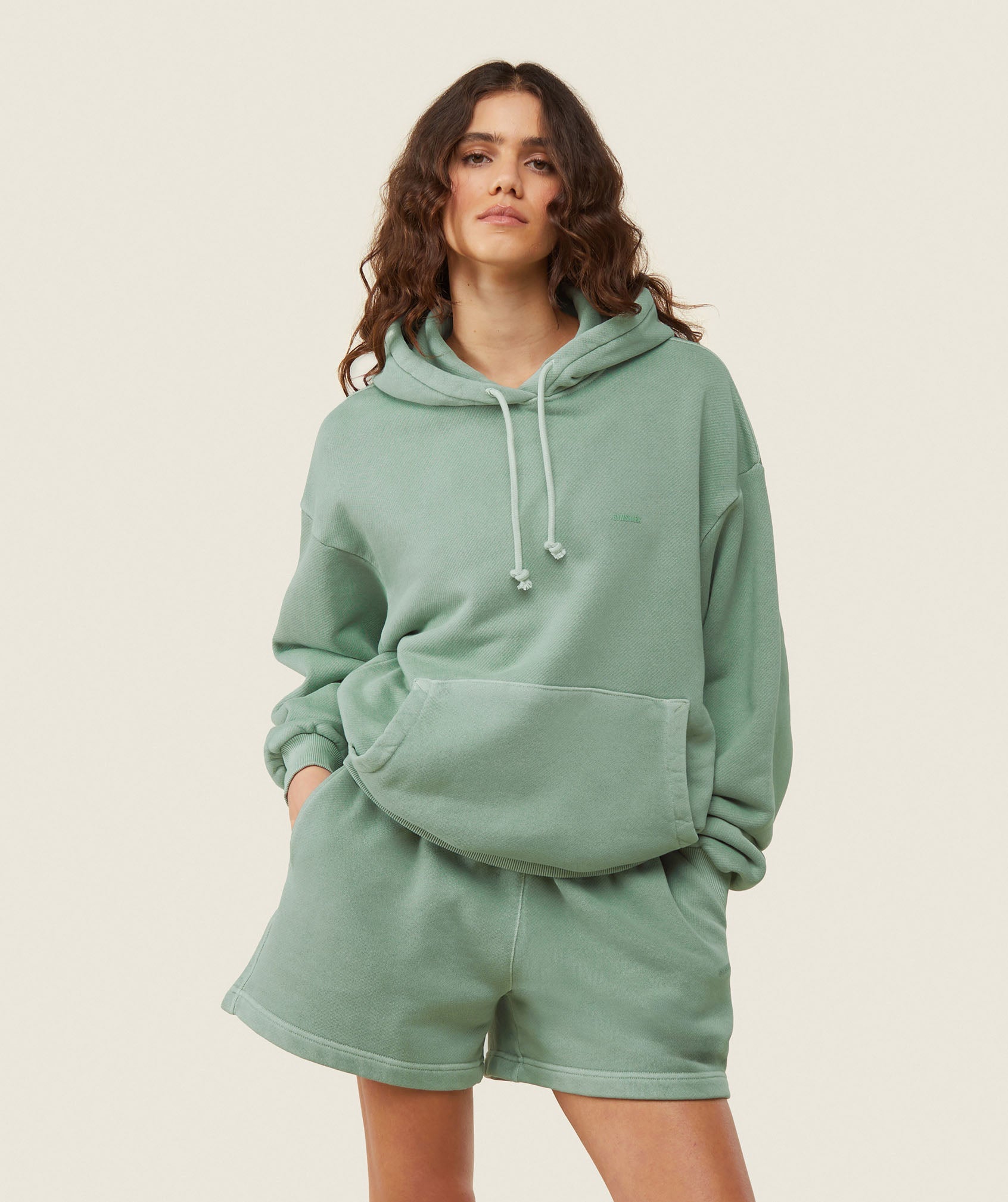 everywear Relaxed Hoodie