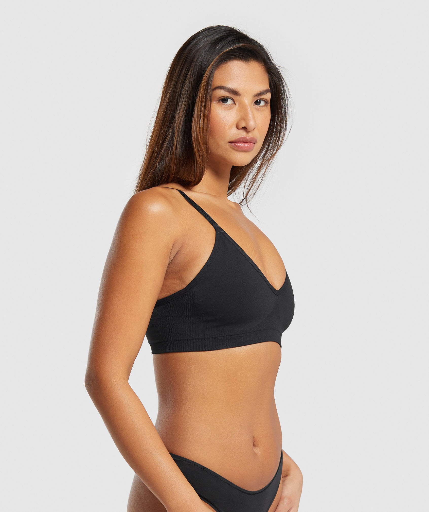 Seamless V Neck Bralette in Black - view 3