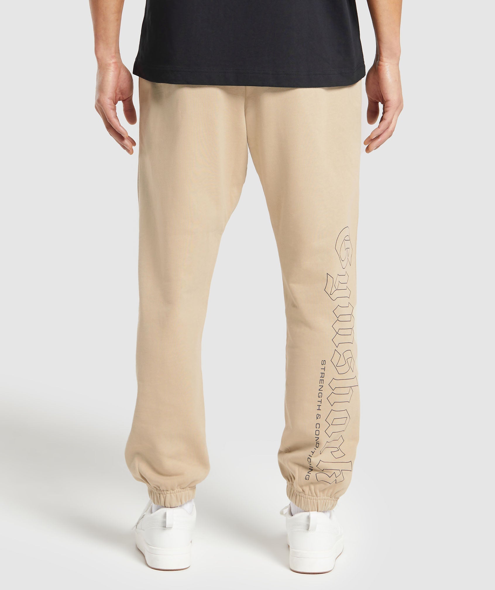 Strength and Conditioning Joggers in Vanilla Beige