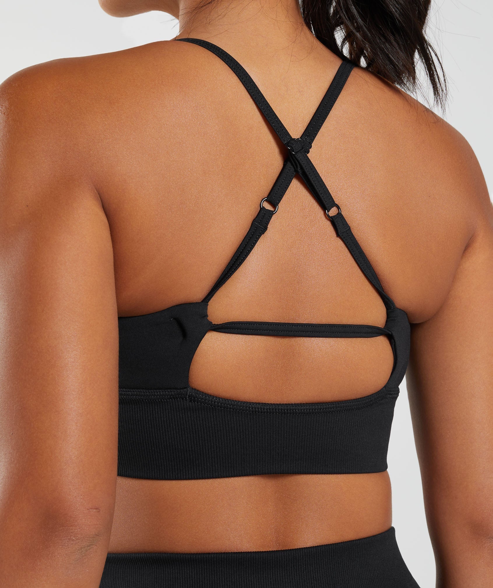 Sweat Seamless Longline Sports Bra in Black