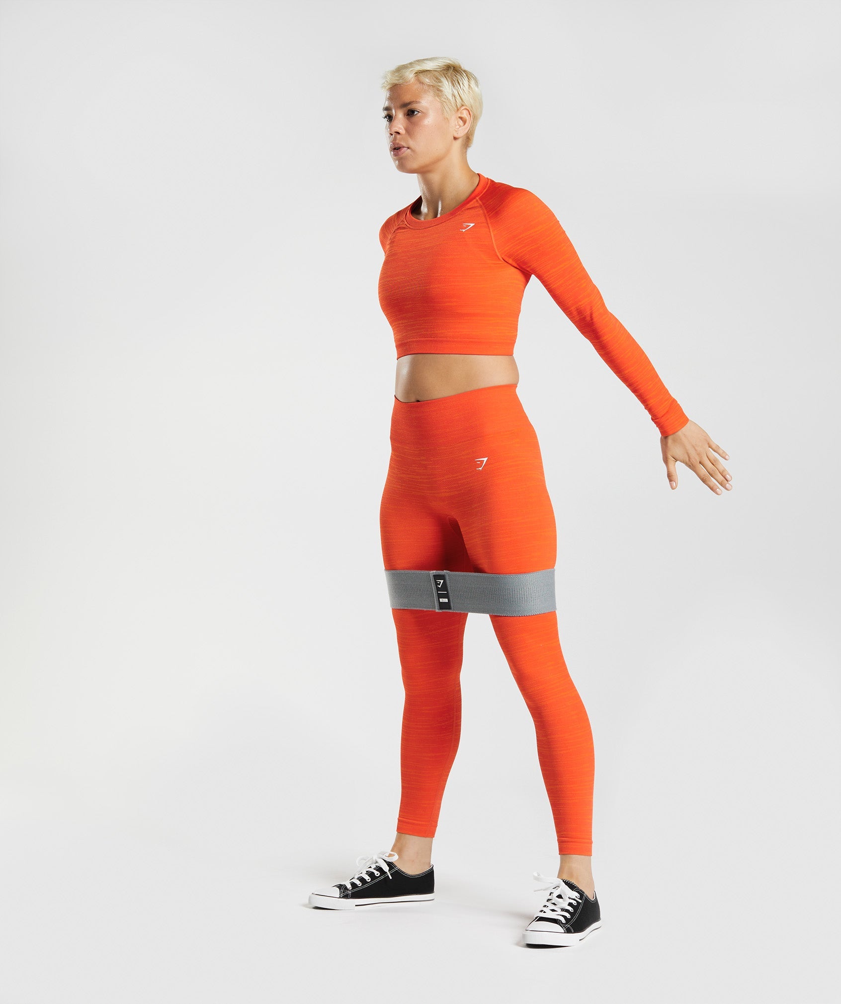 Adapt Marl Seamless Long Sleeve Crop Top in VLT | Pepper Red/Zesty Orange - view 4